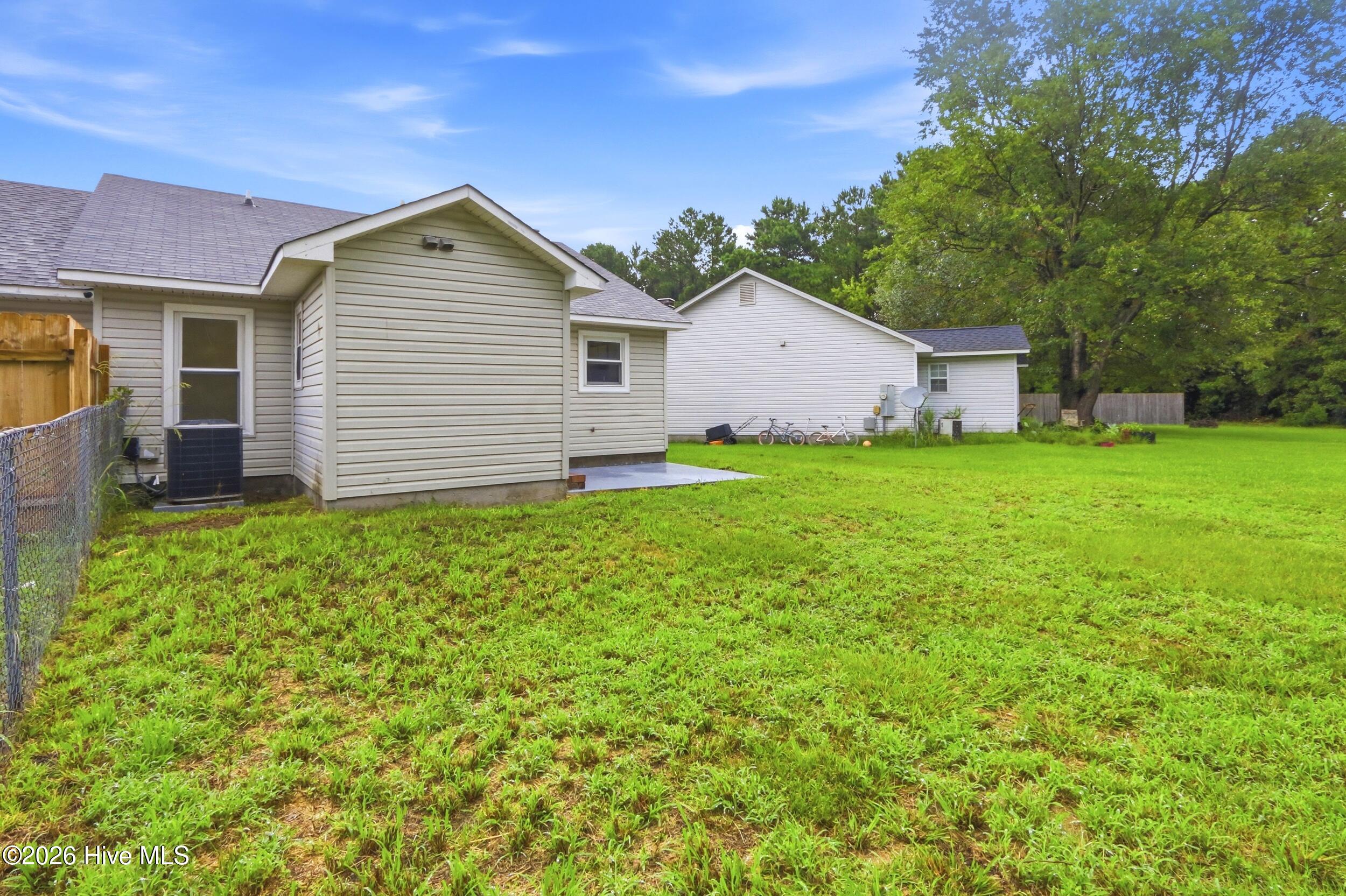 125 Live Oak Court,Midway Park