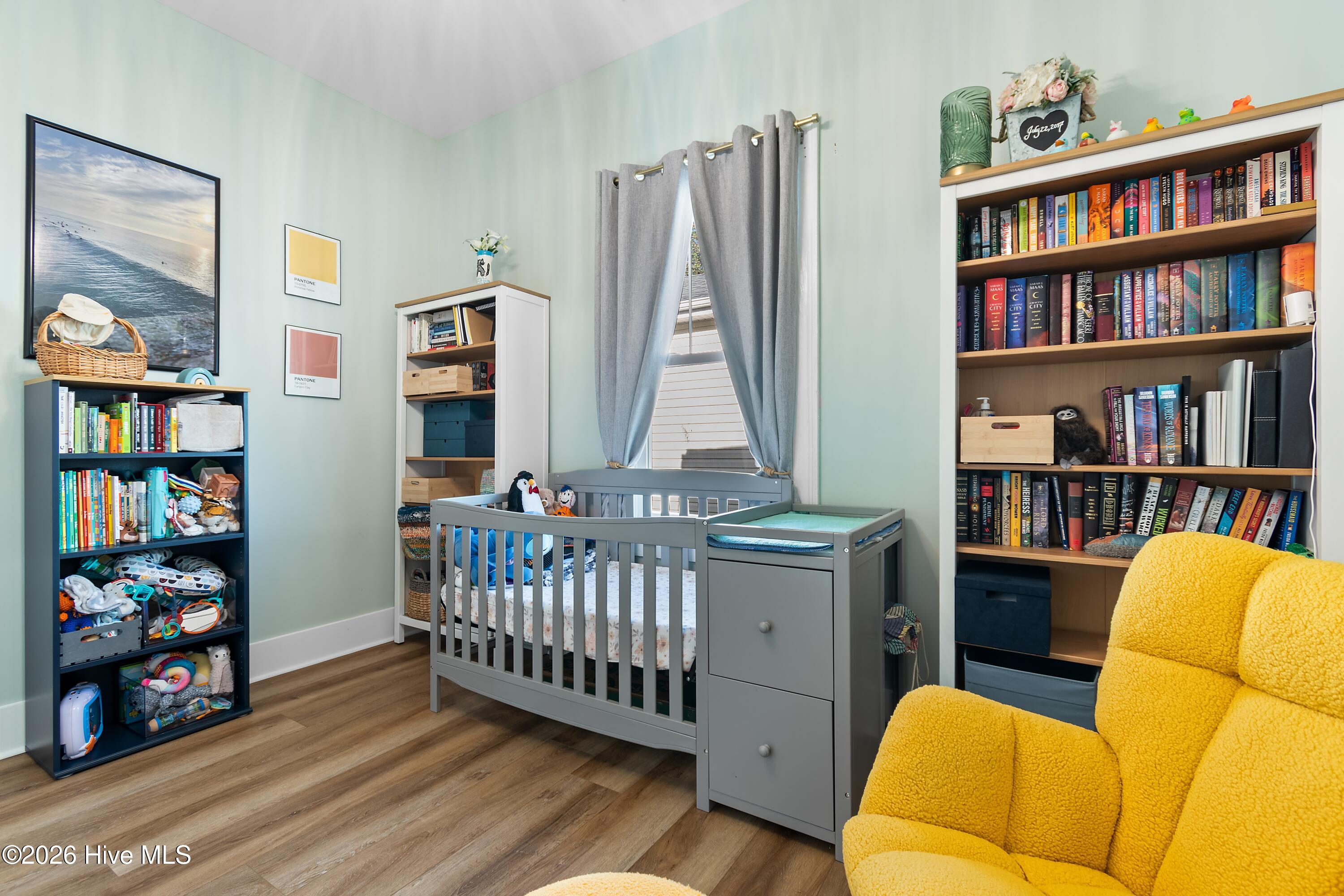 100568086 | Photo 20