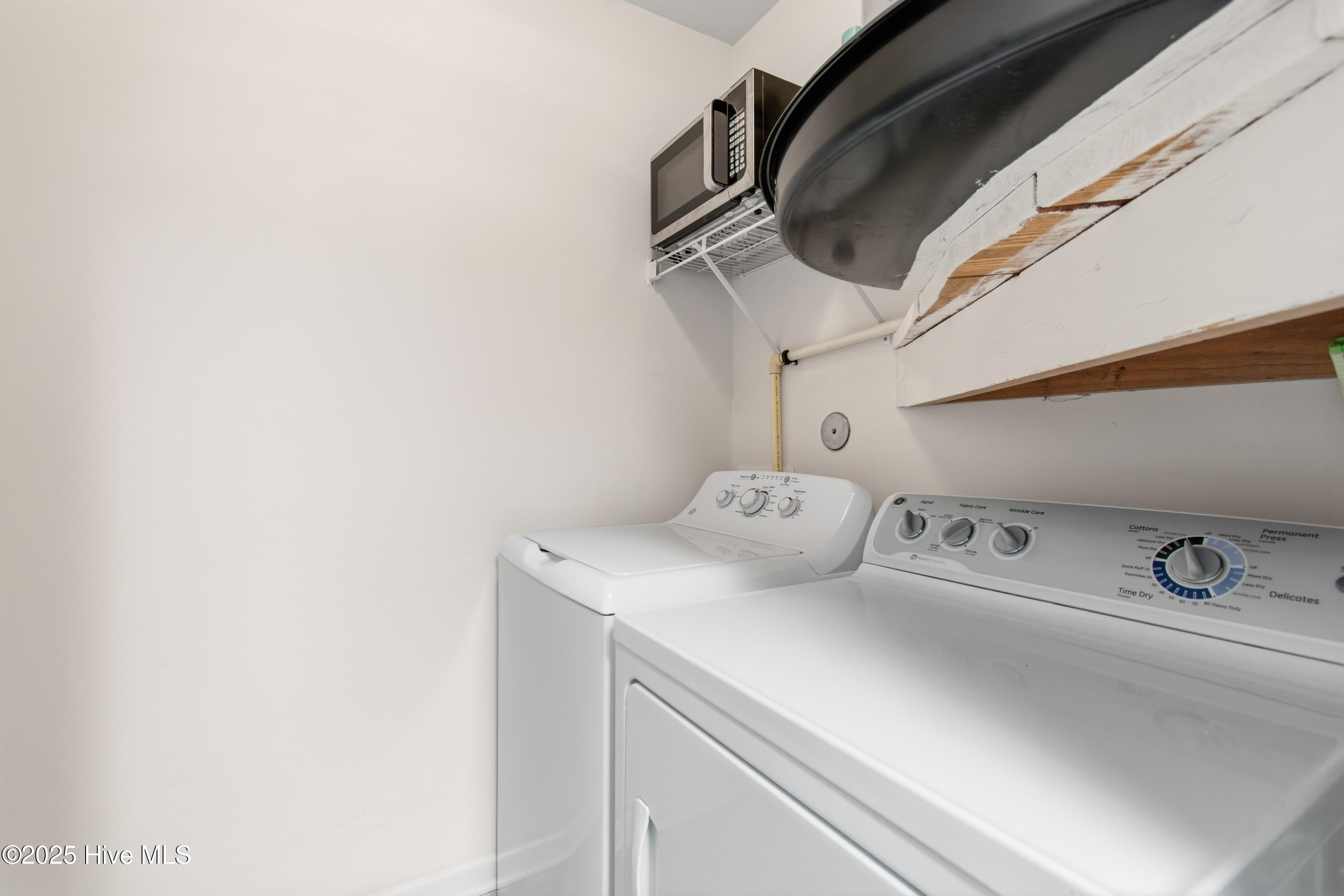 100545881 | Photo 14