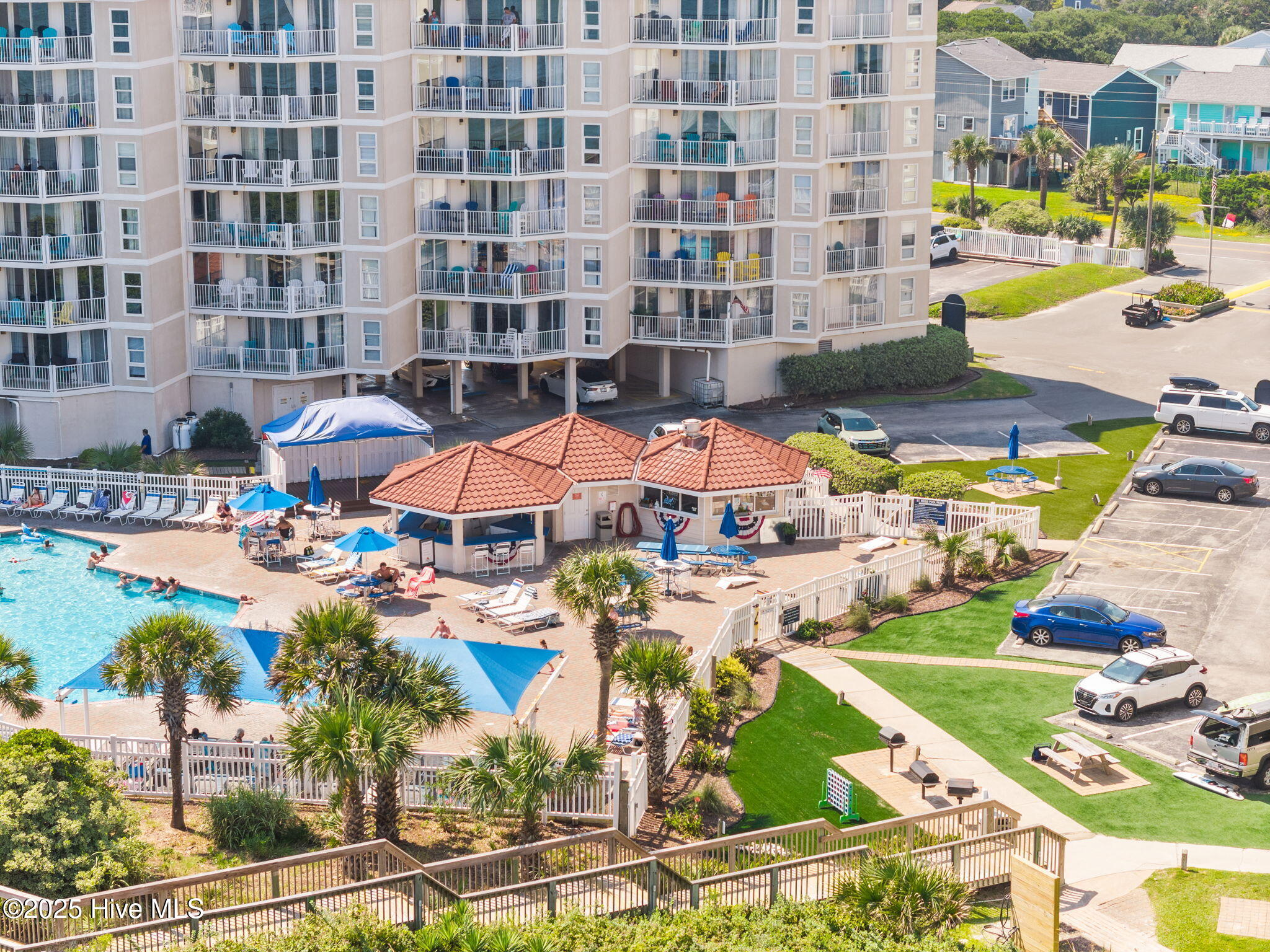 100528908 | Photo 40