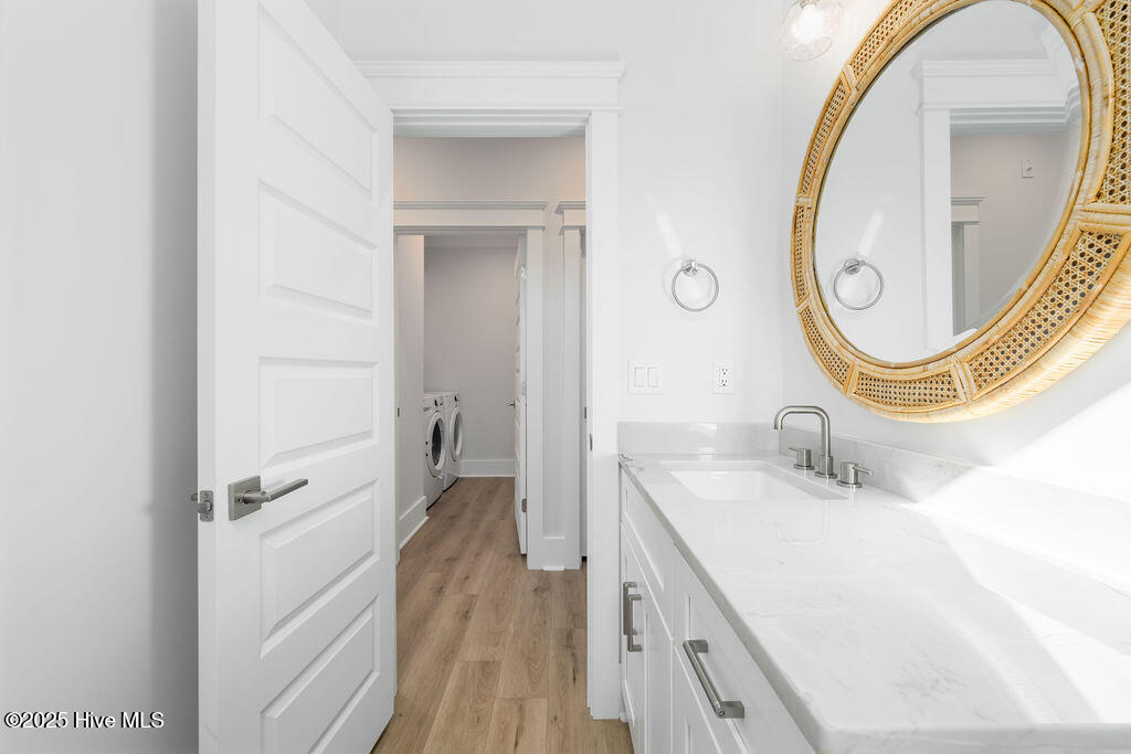 100522858 | Photo 20