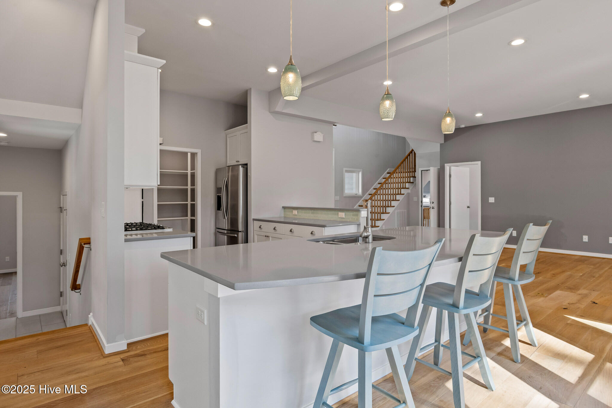 100540412 | Photo 27