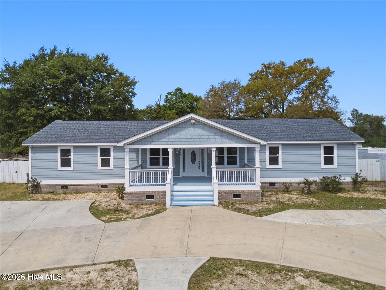 100565054 | Photo 16