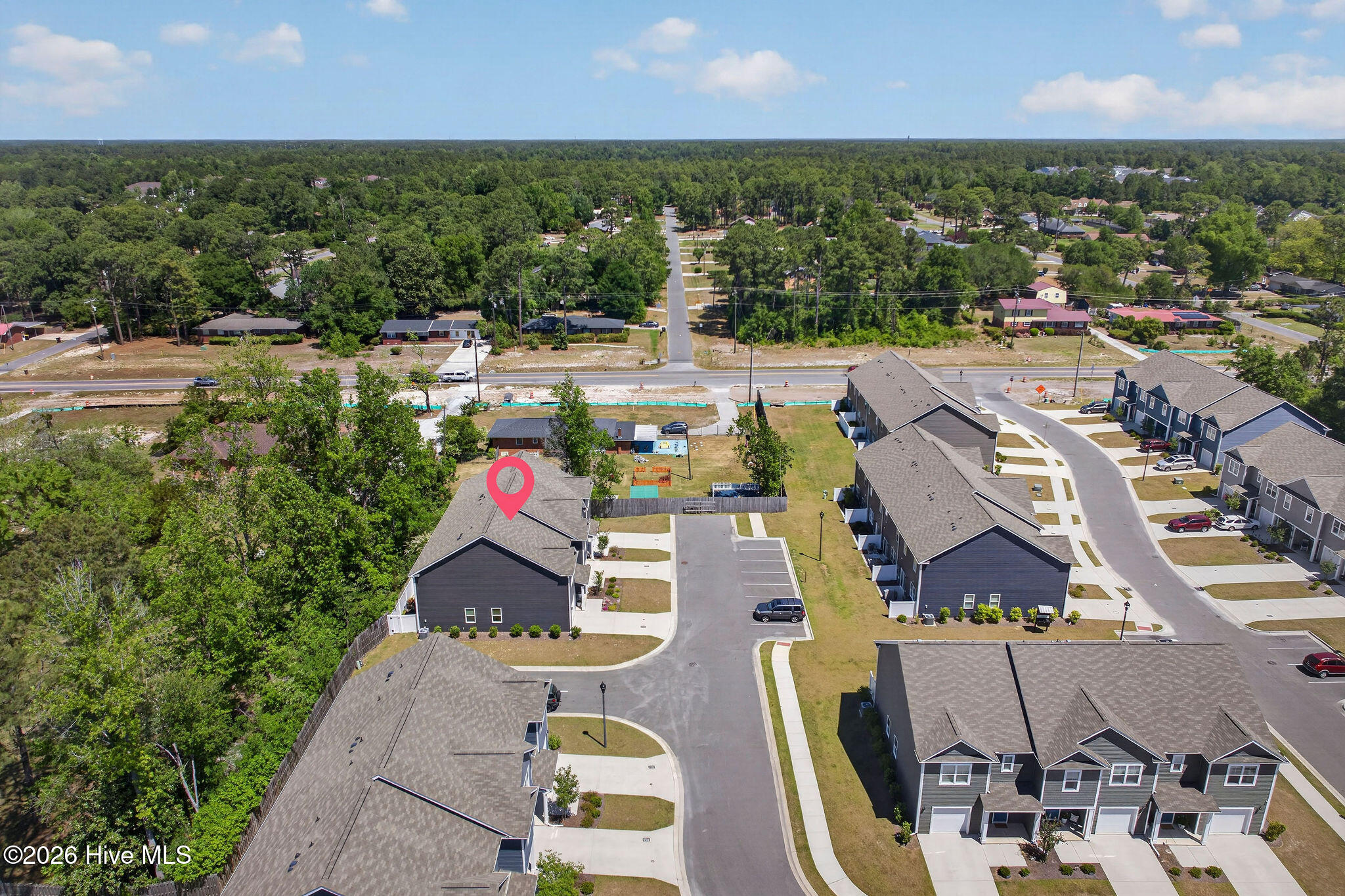 100570180 | Photo 45