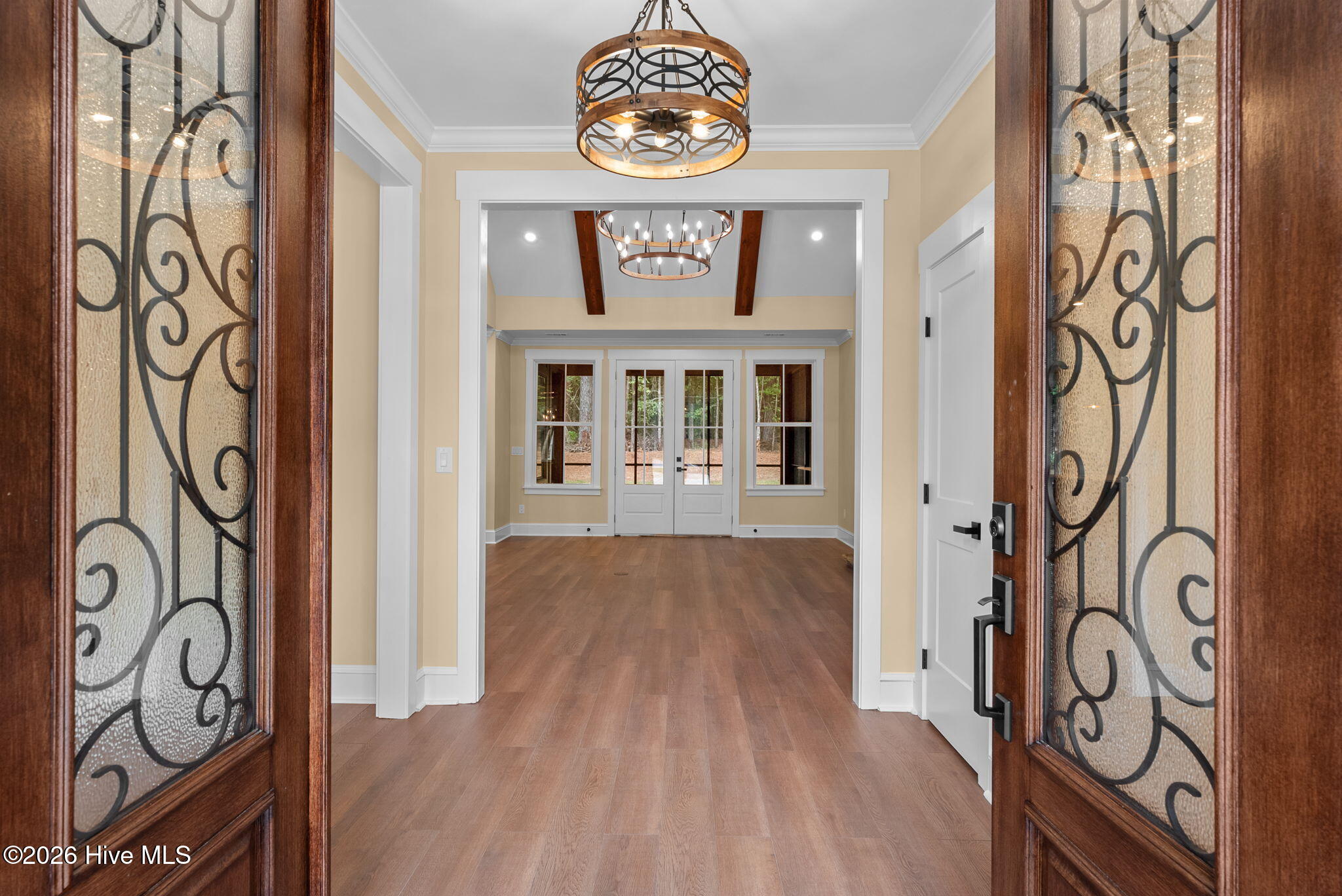 Photo 2 of Single family home for sale at 112 Crescent Dr, Mc Cormick, SC 29835 | MLS# 100606318 | Listing updated on 2026-09-27