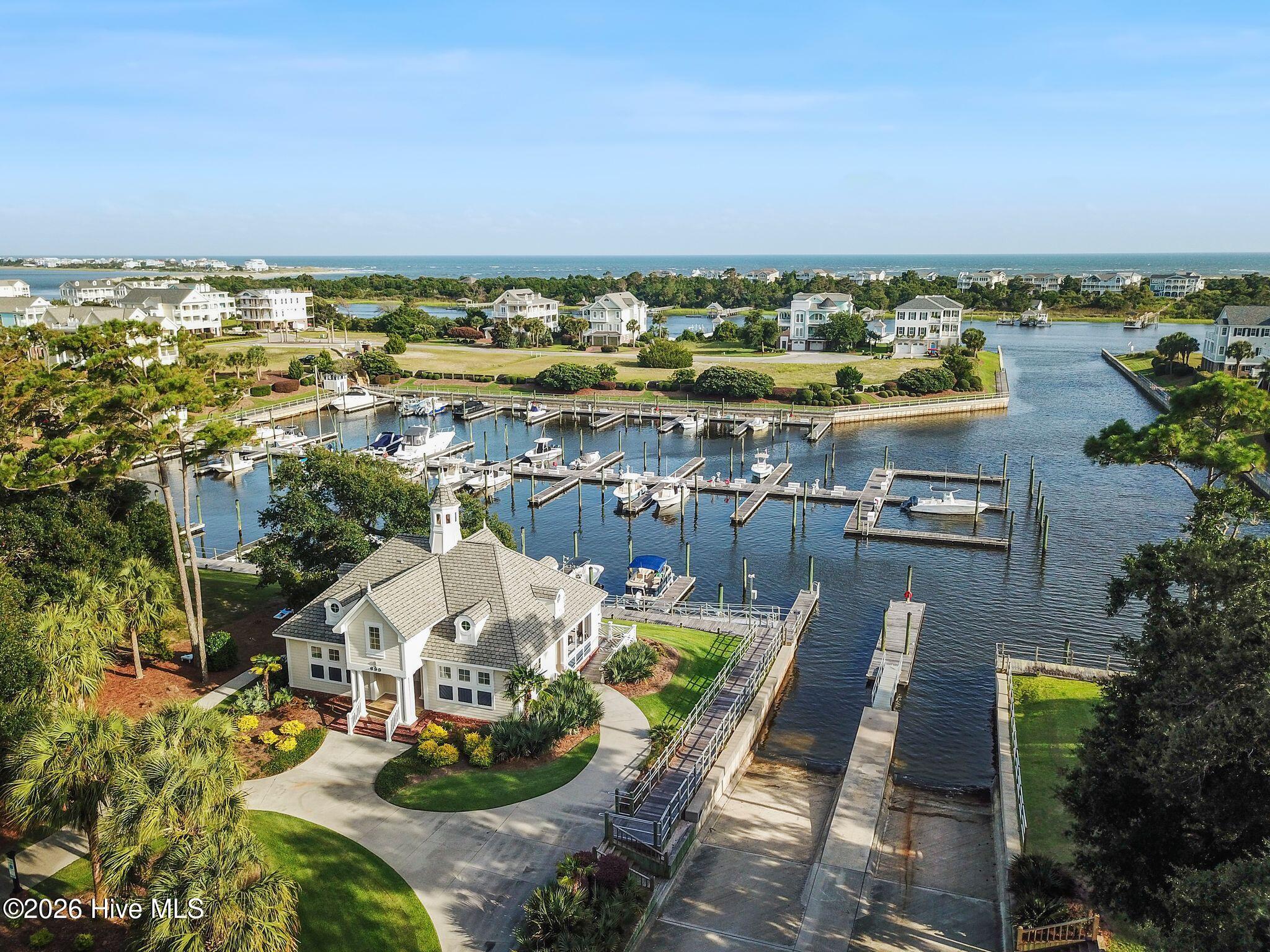 100562202 | Photo 16