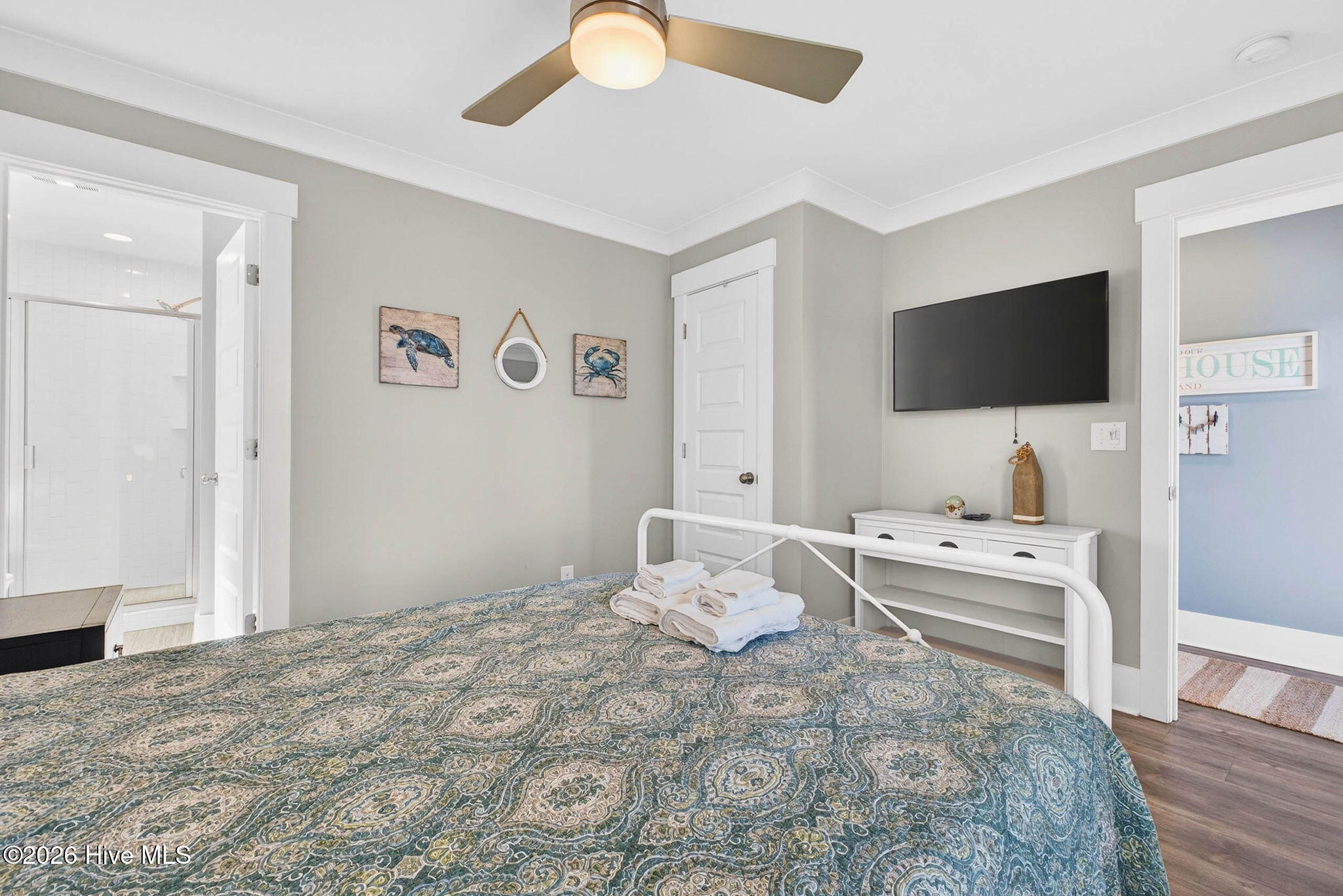 100565518 | Photo 17