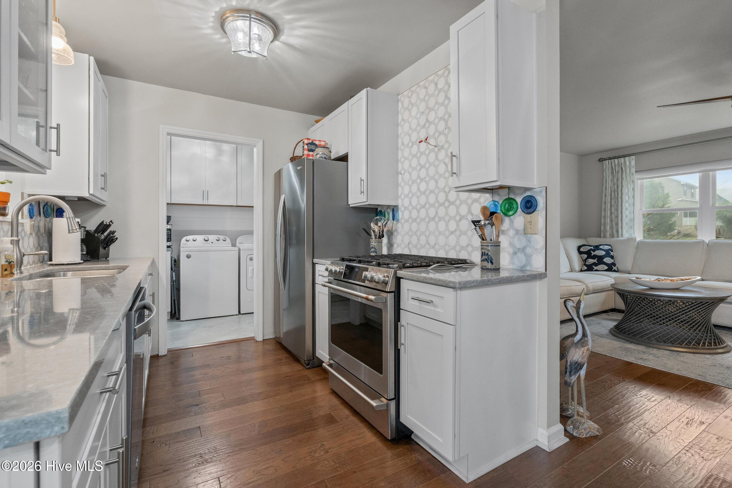 100559357 | Photo 13