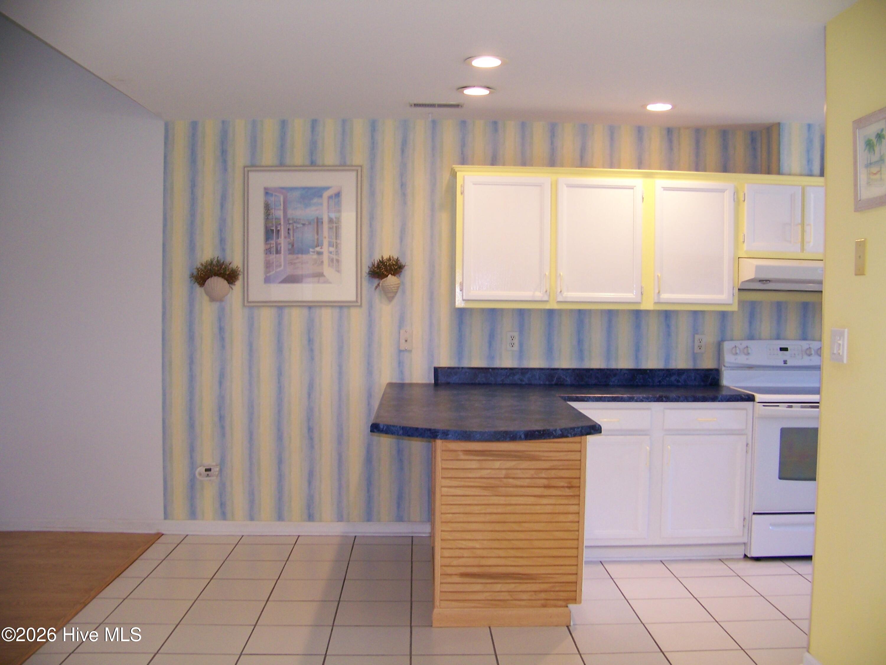 703 Cedarwood Village,Morehead City