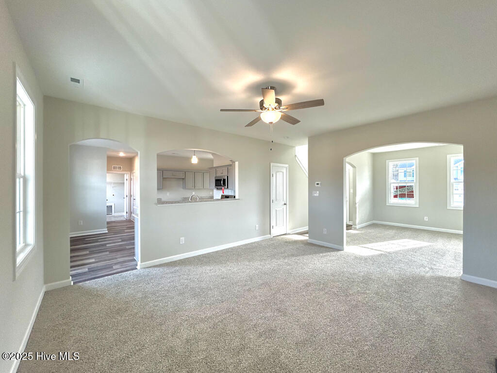 100522198 | Photo 35