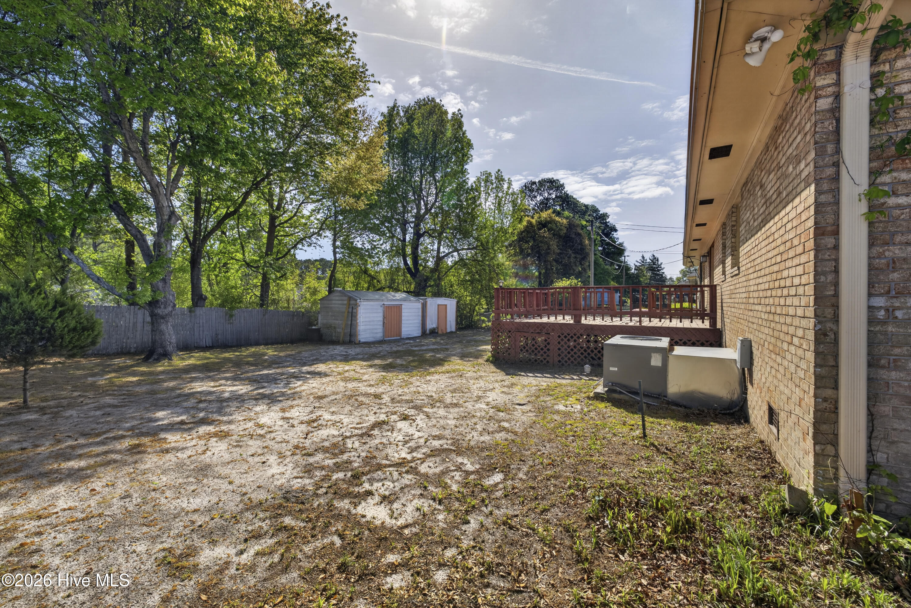 100566296 | Photo 29