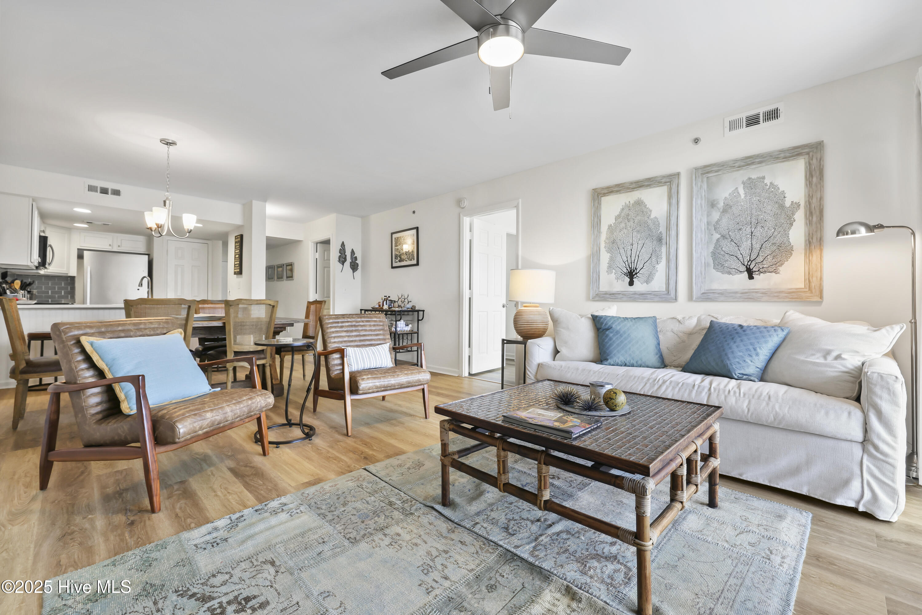 1518 S Lake Park Boulevard 2e, Carolina Beach, NC 28428 – photo 14: Photo Sep 15 2025, 14 22 57