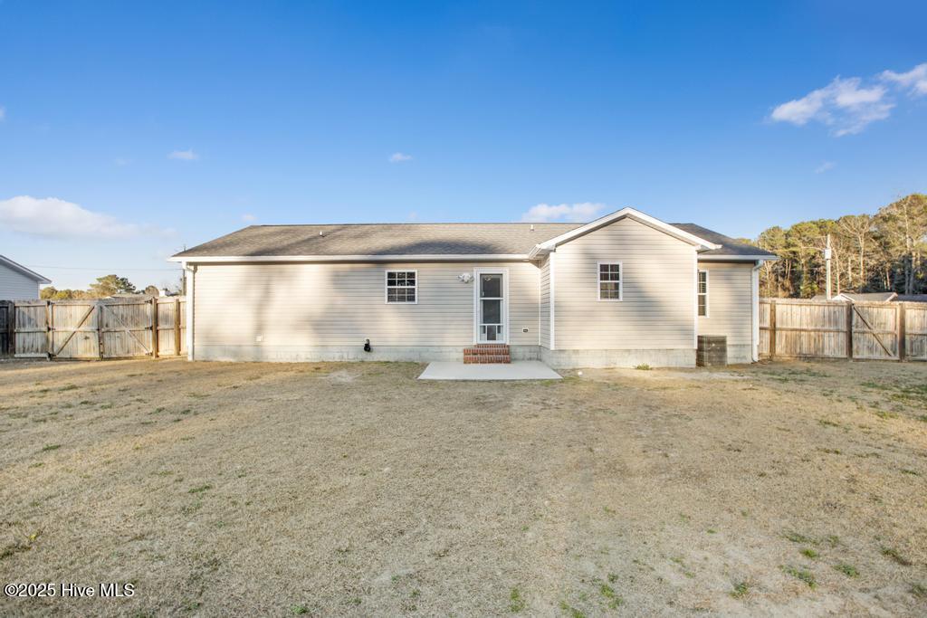 100551792 | Photo 23