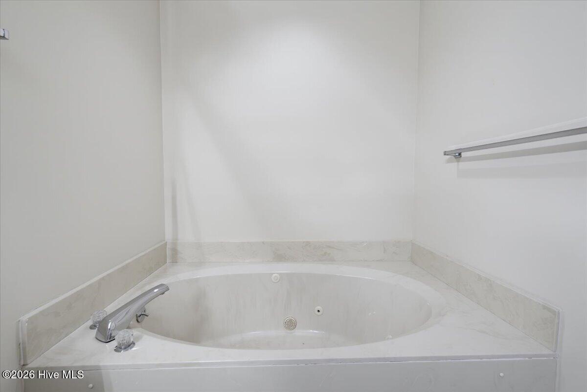 Jetted Tub