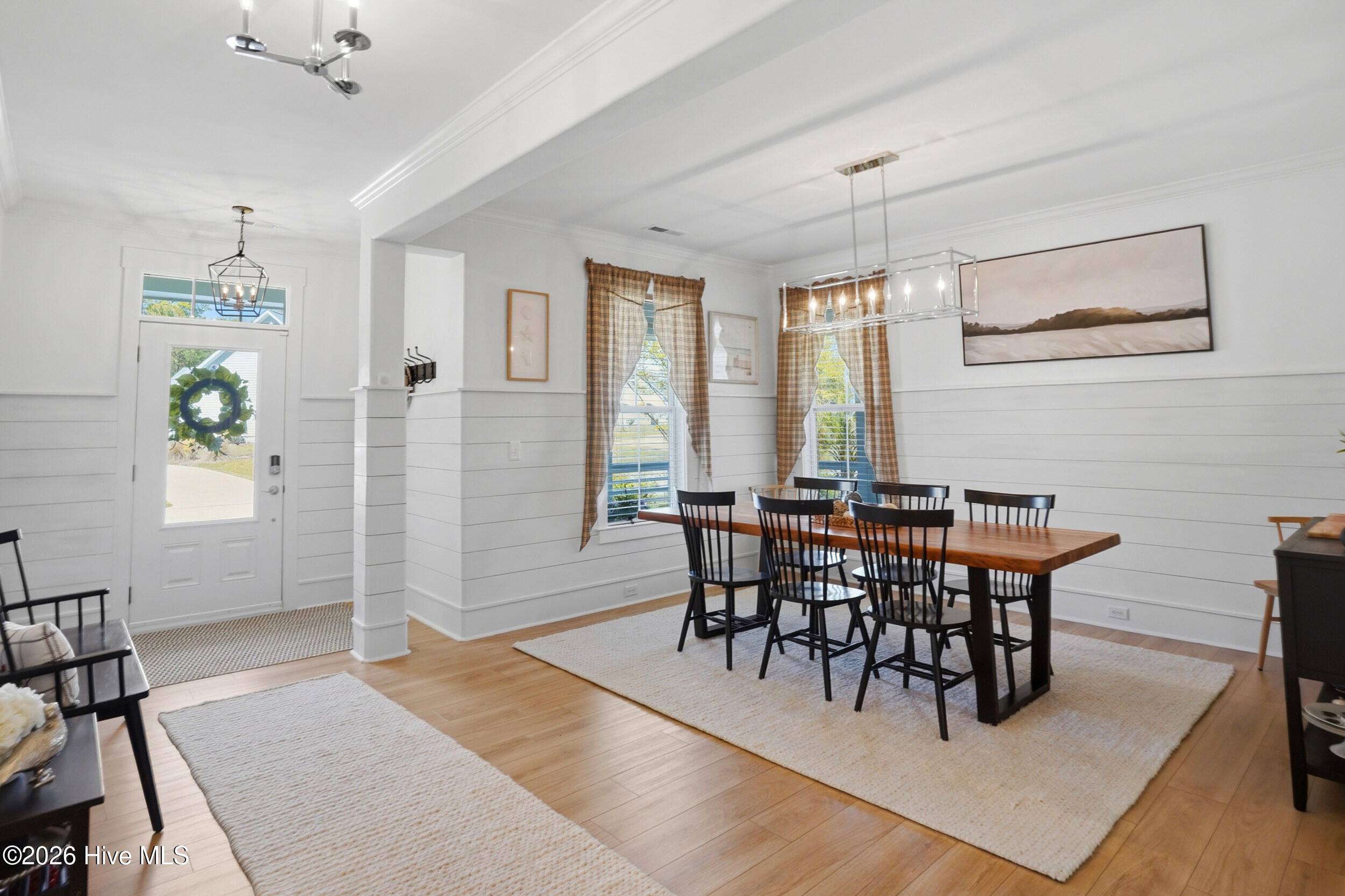 100565471 | Photo 10