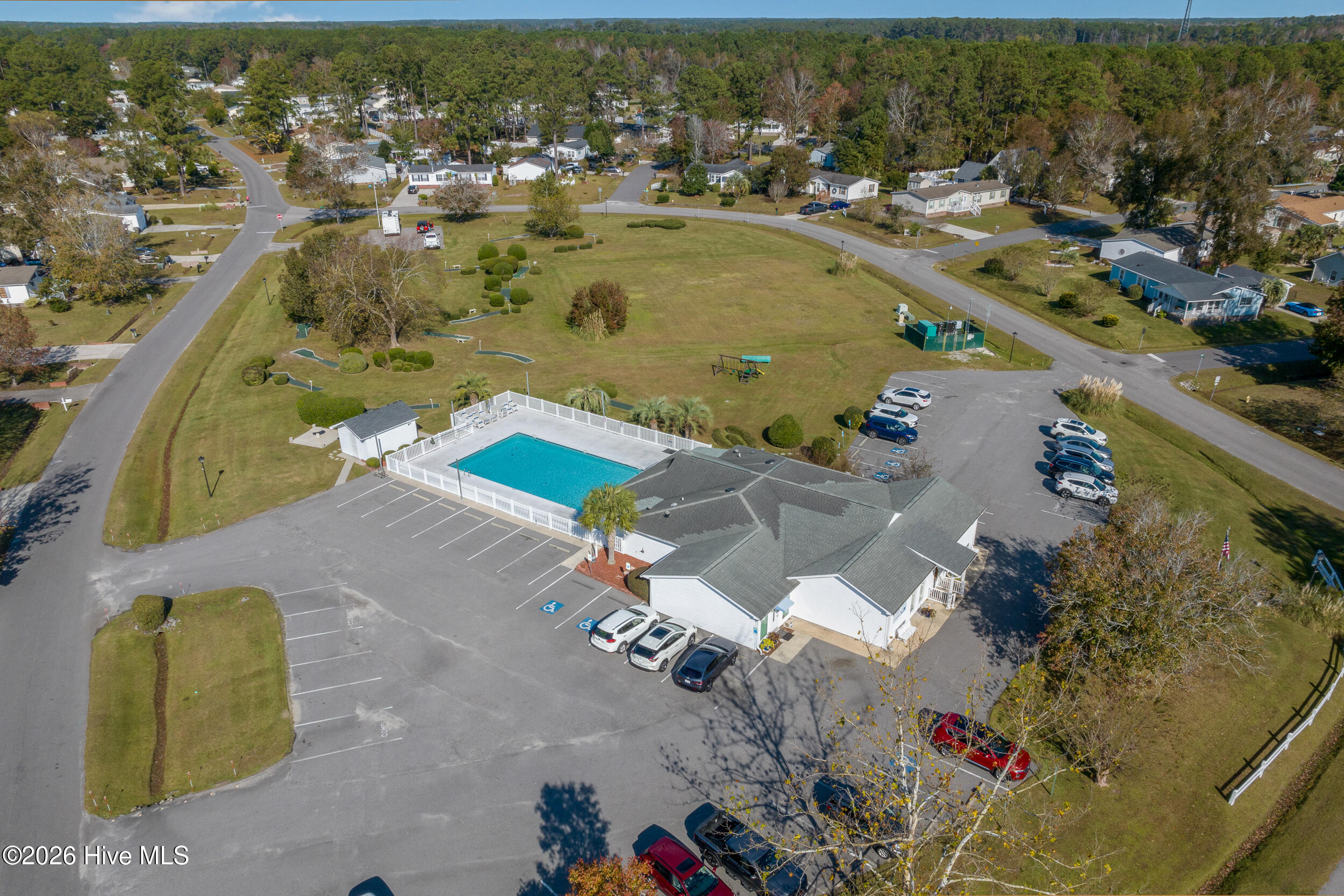 100562690 | Photo 46