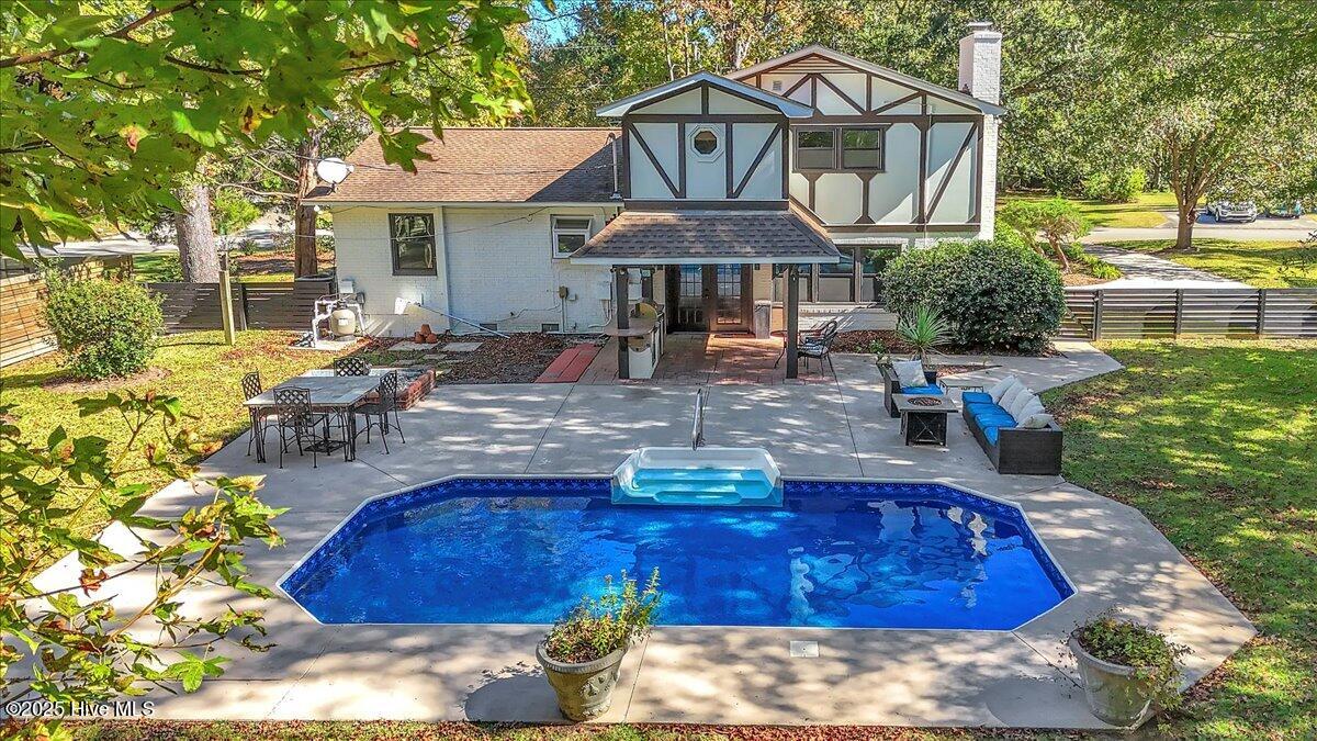 100540013 | Photo 38