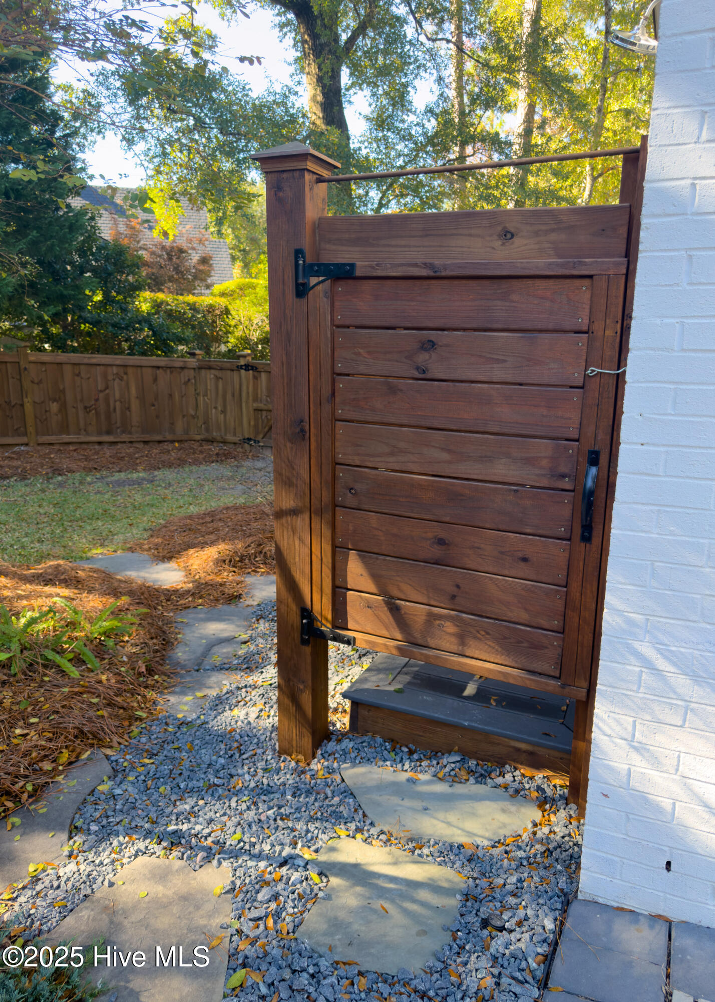 100547922 | Photo 54