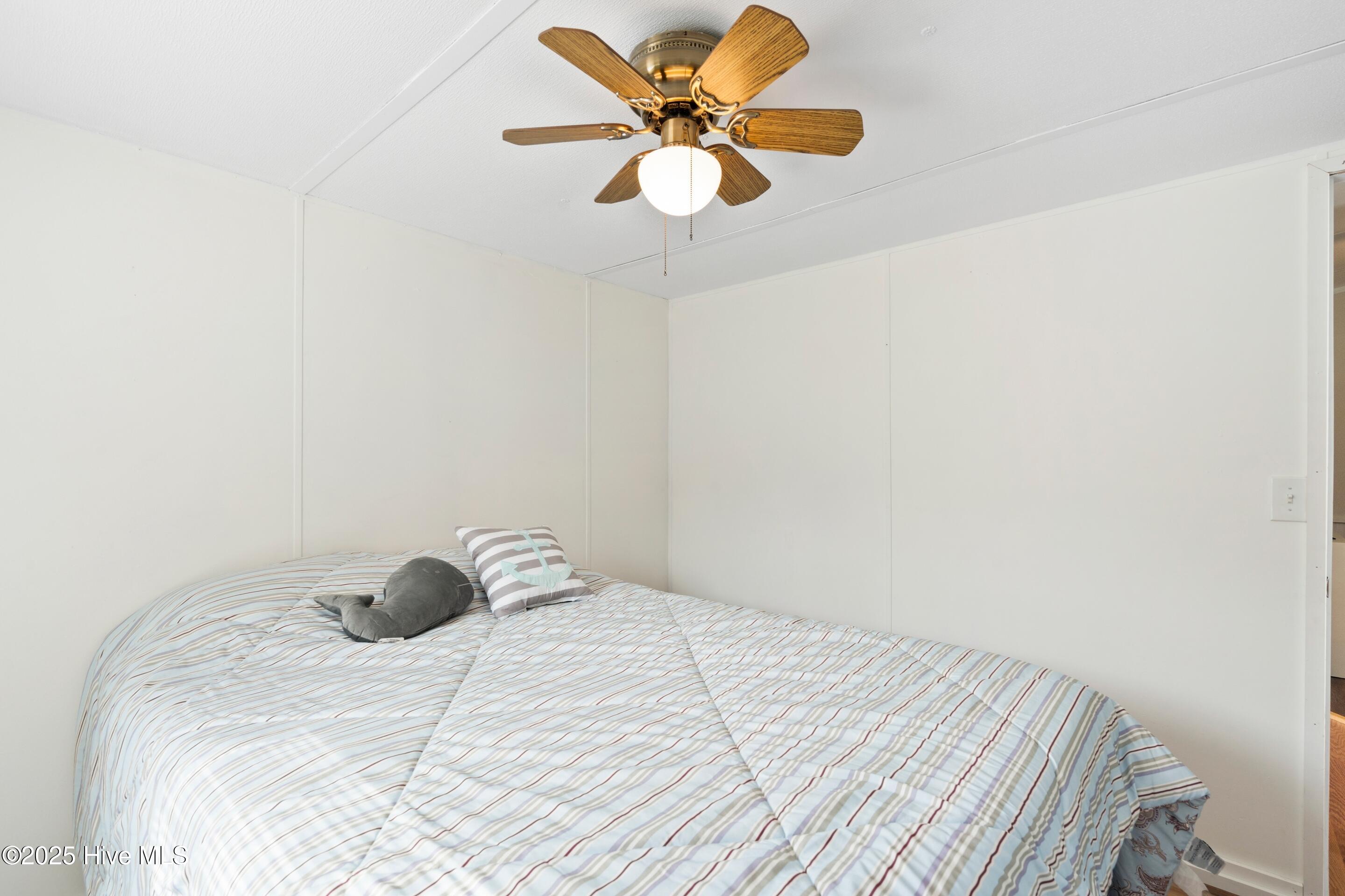 100519886 | Photo 23