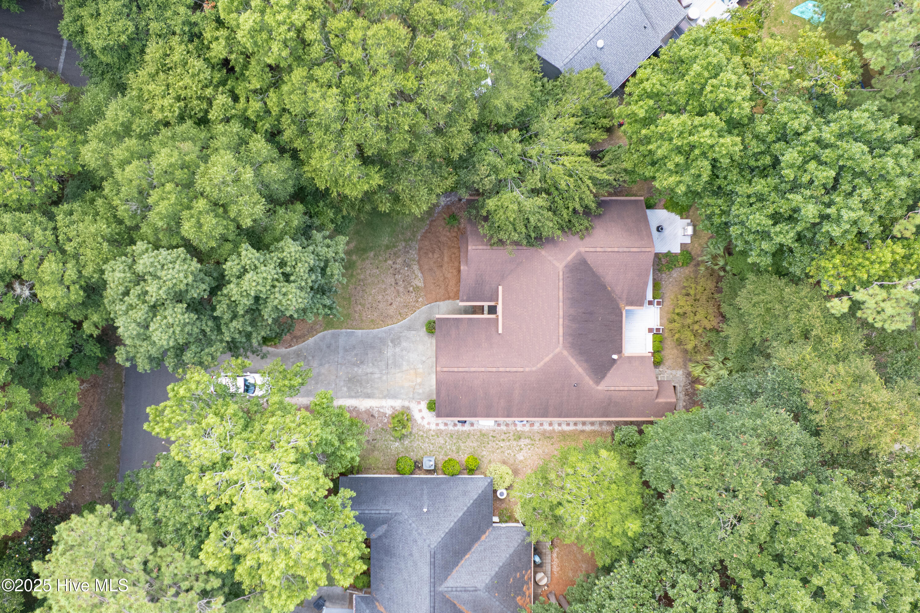 100520400 | Photo 35