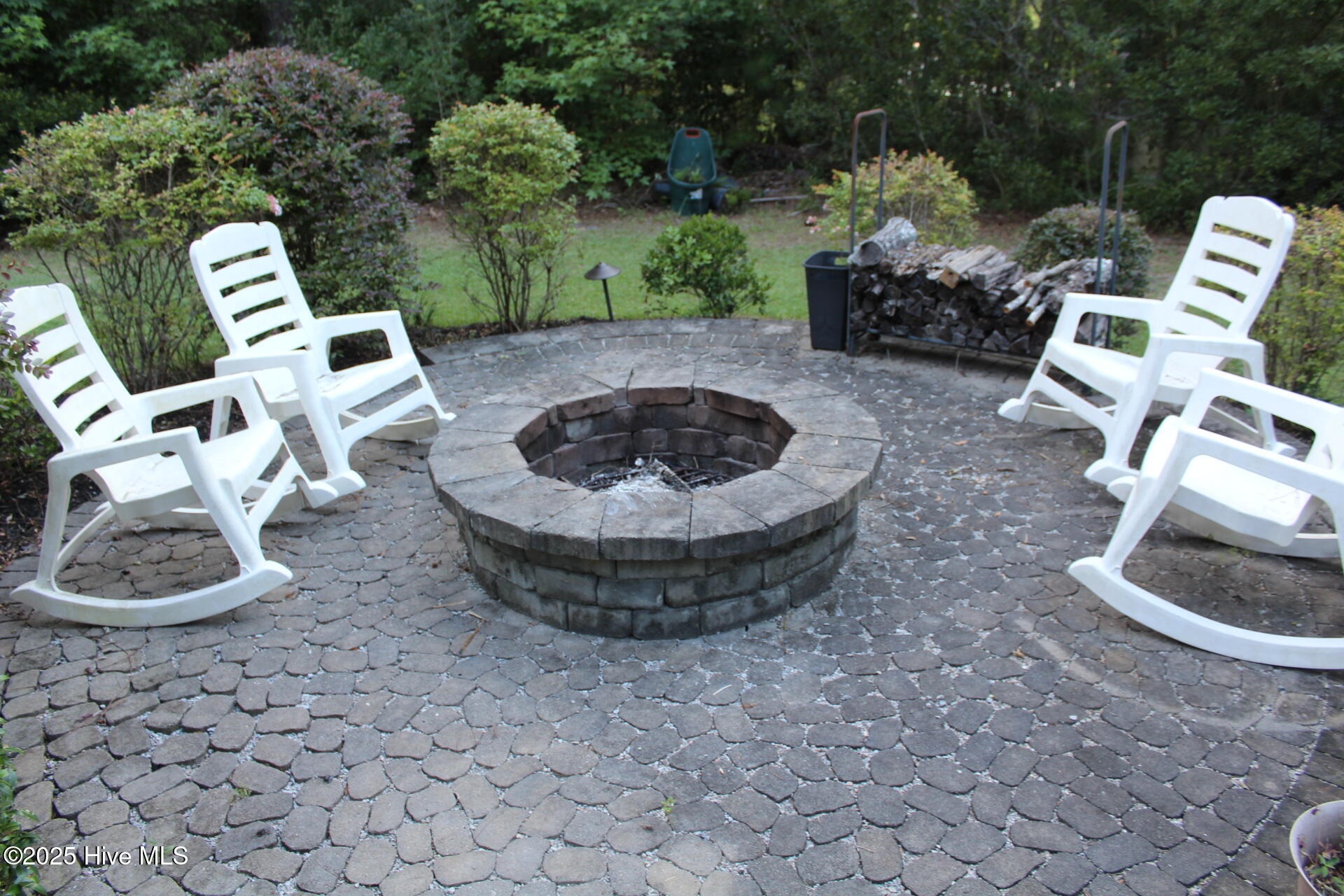 100518933 | Photo 16