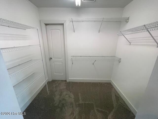 100561864 | Photo 17