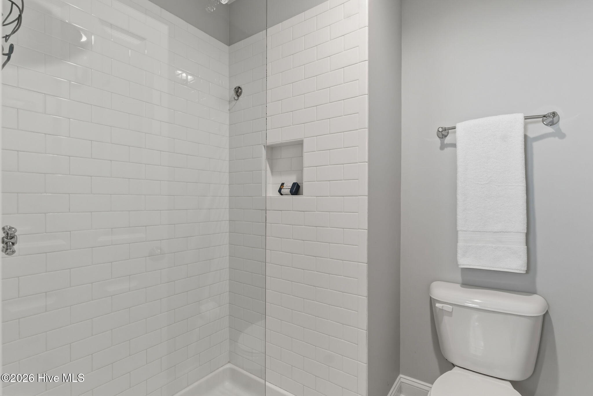 100555473 | Photo 42