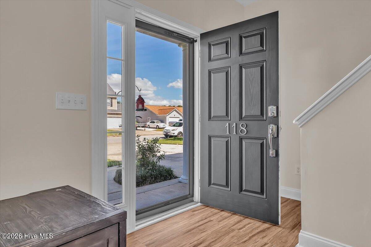 Photo 3 of Single family home for sale at 118 Crooked Run Dr, New Bern, NC 28560 | MLS# 100602321 | Listing updated on 2026-09-17