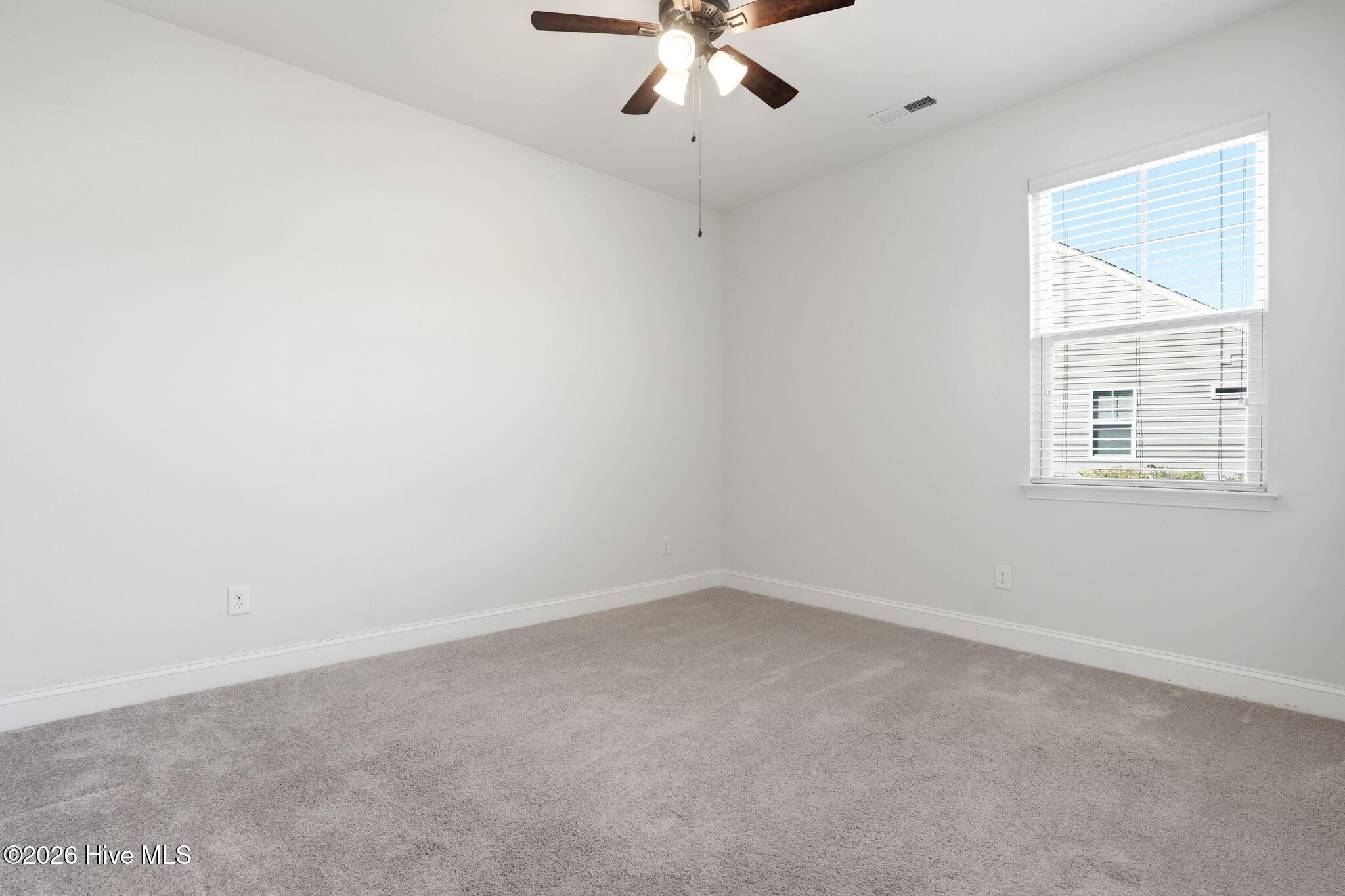 100560462 | Photo 53