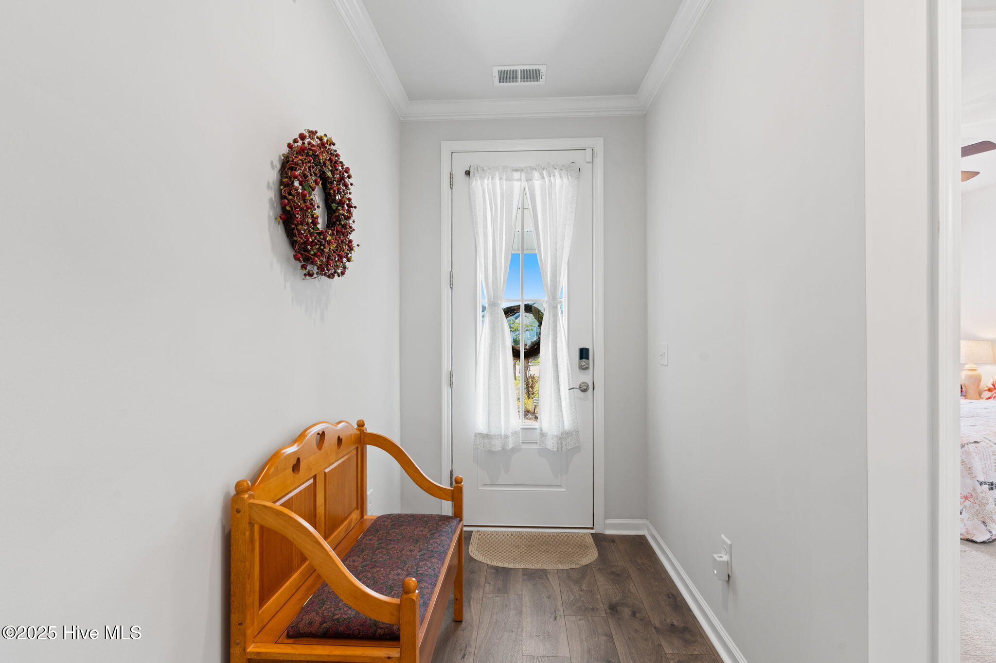 100516285 | Photo 34