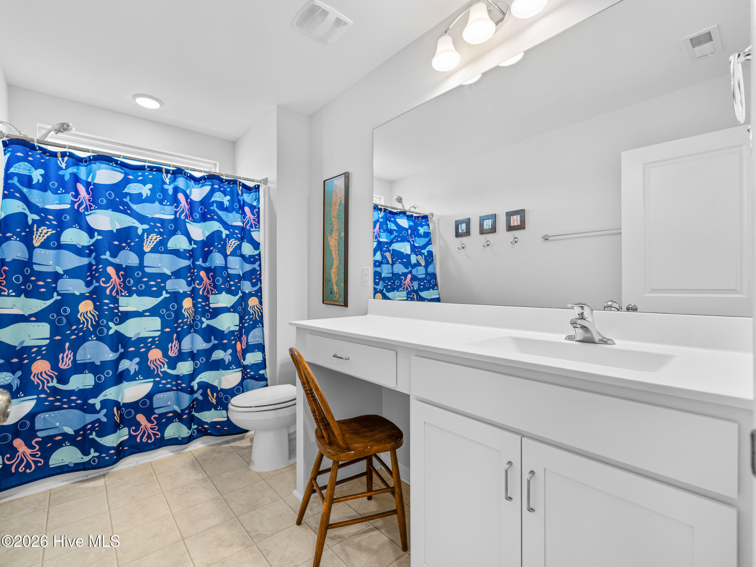 100557695 | Photo 57