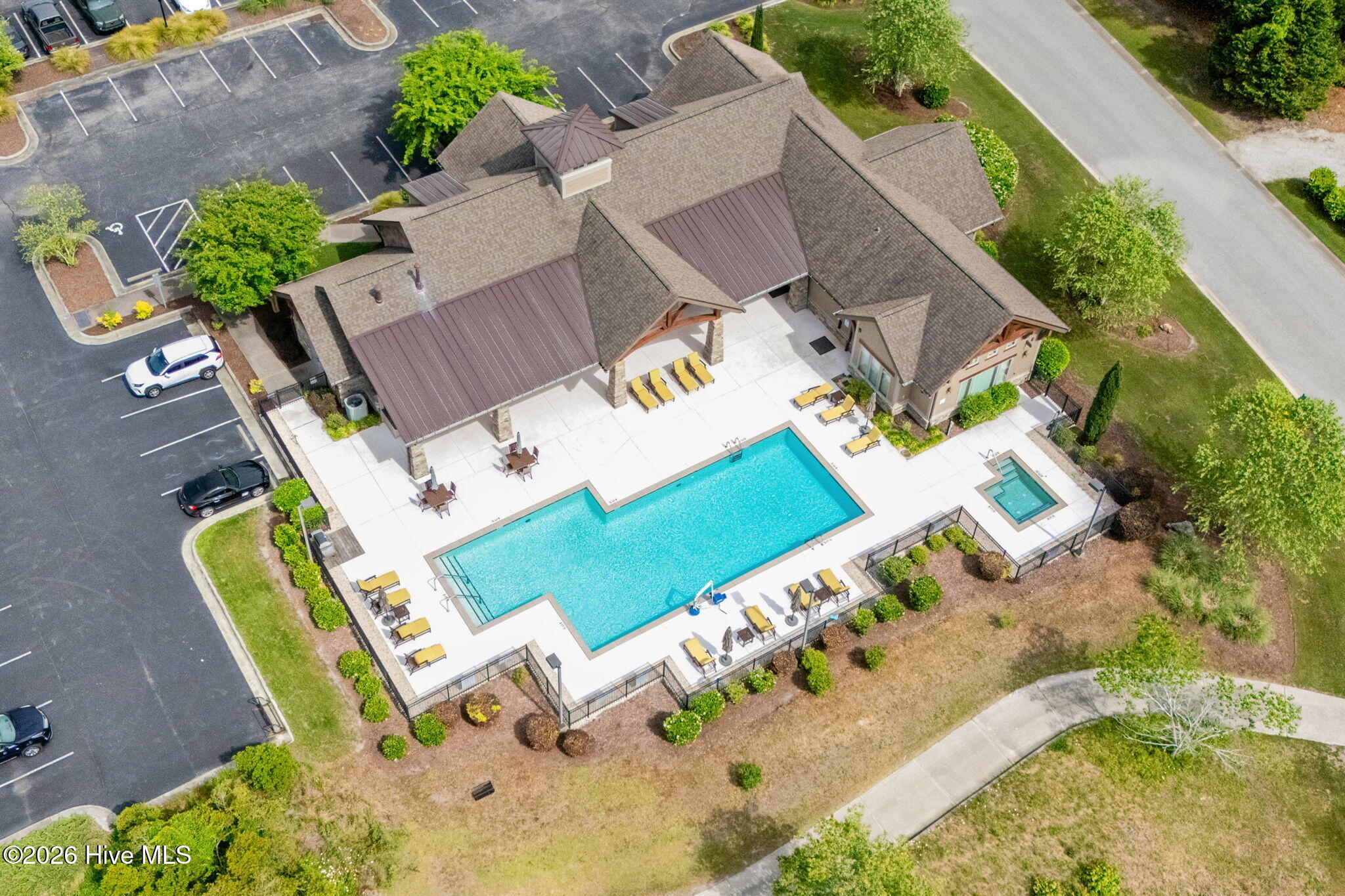 100553450 | Photo 54