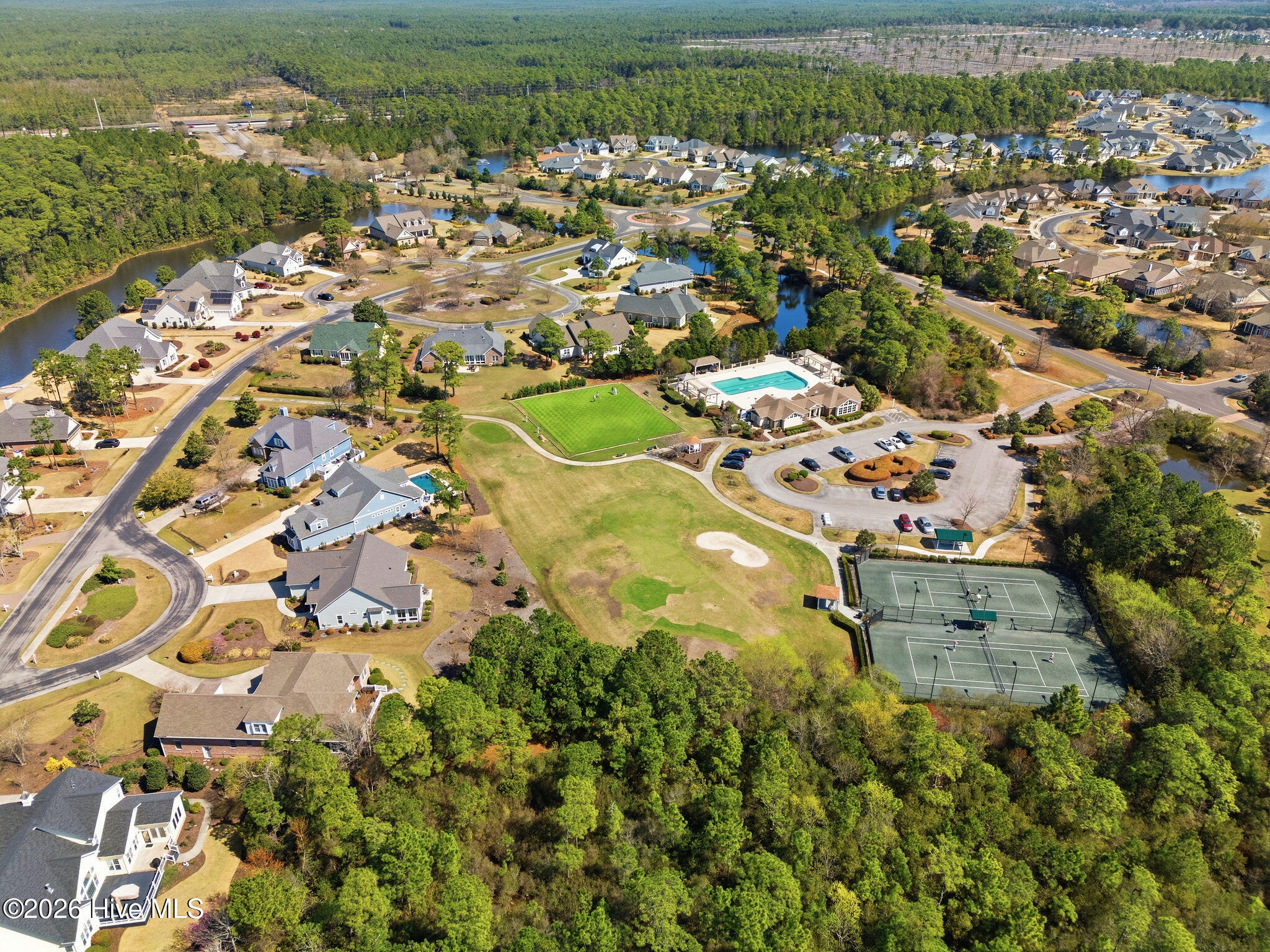 100561215 | Photo 53