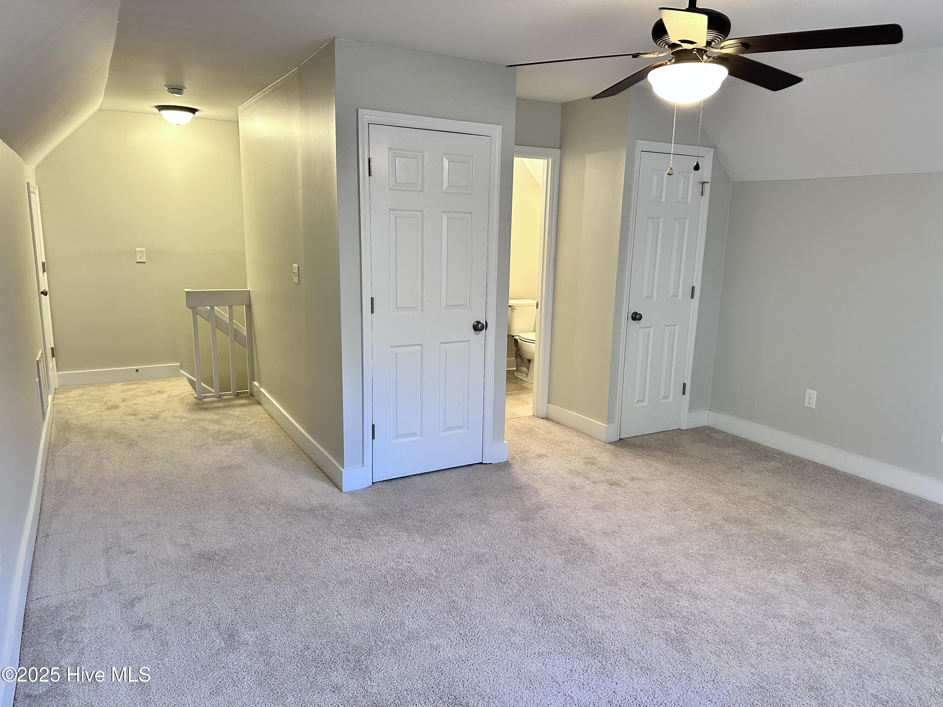 100534711 | Photo 24