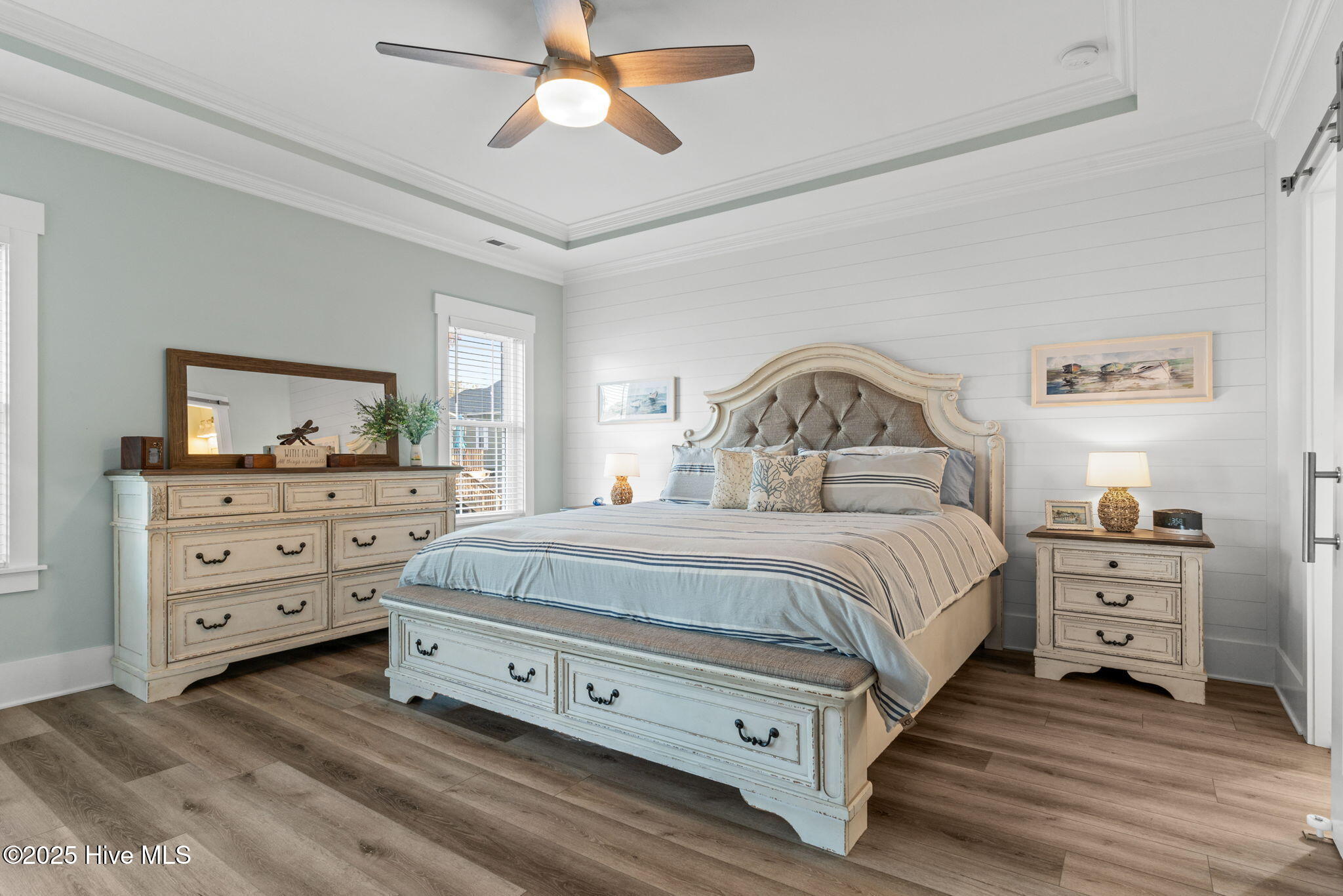 100542676 | Photo 21