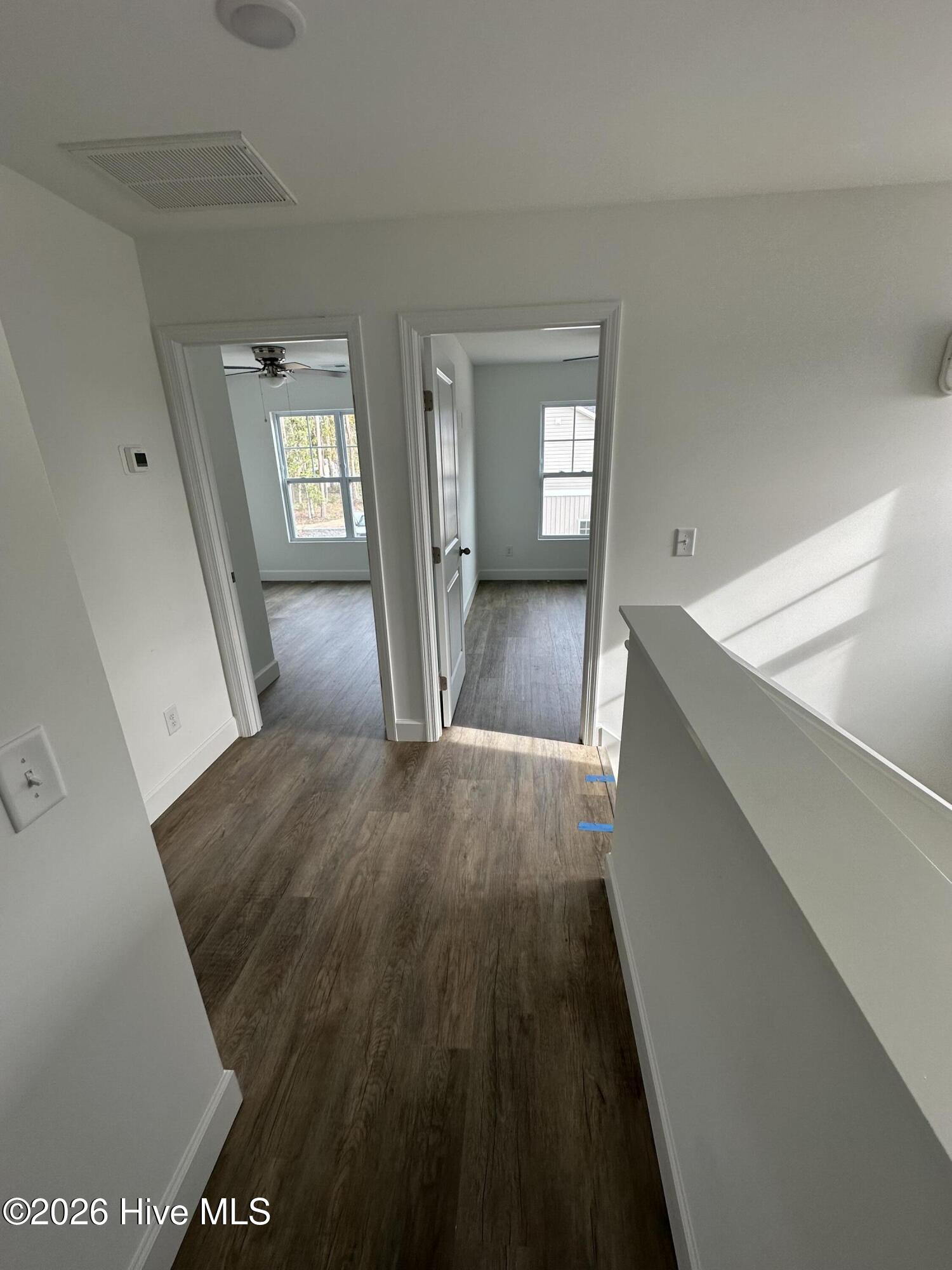 100569947 | Photo 10