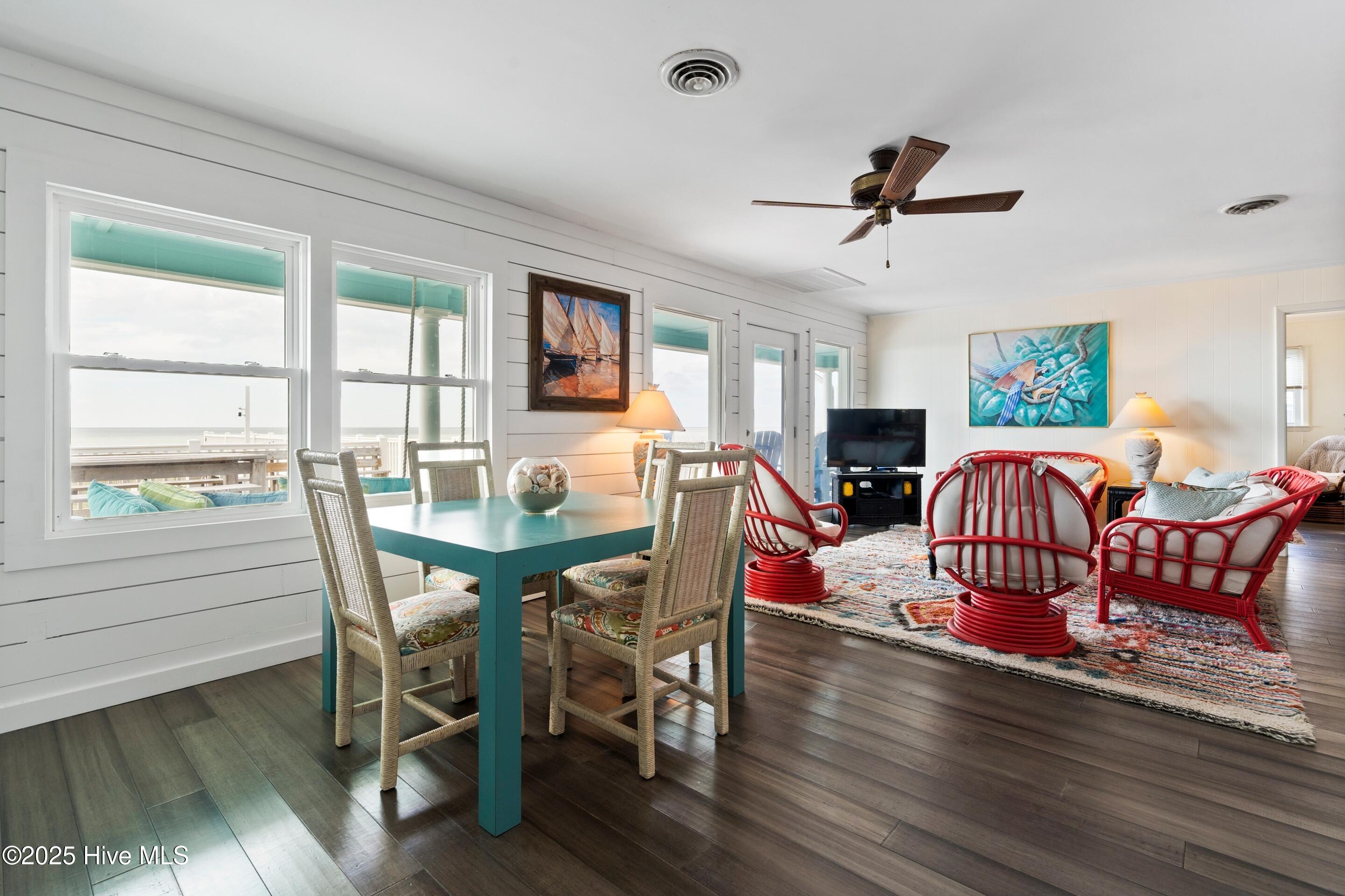 100526727 | Photo 28