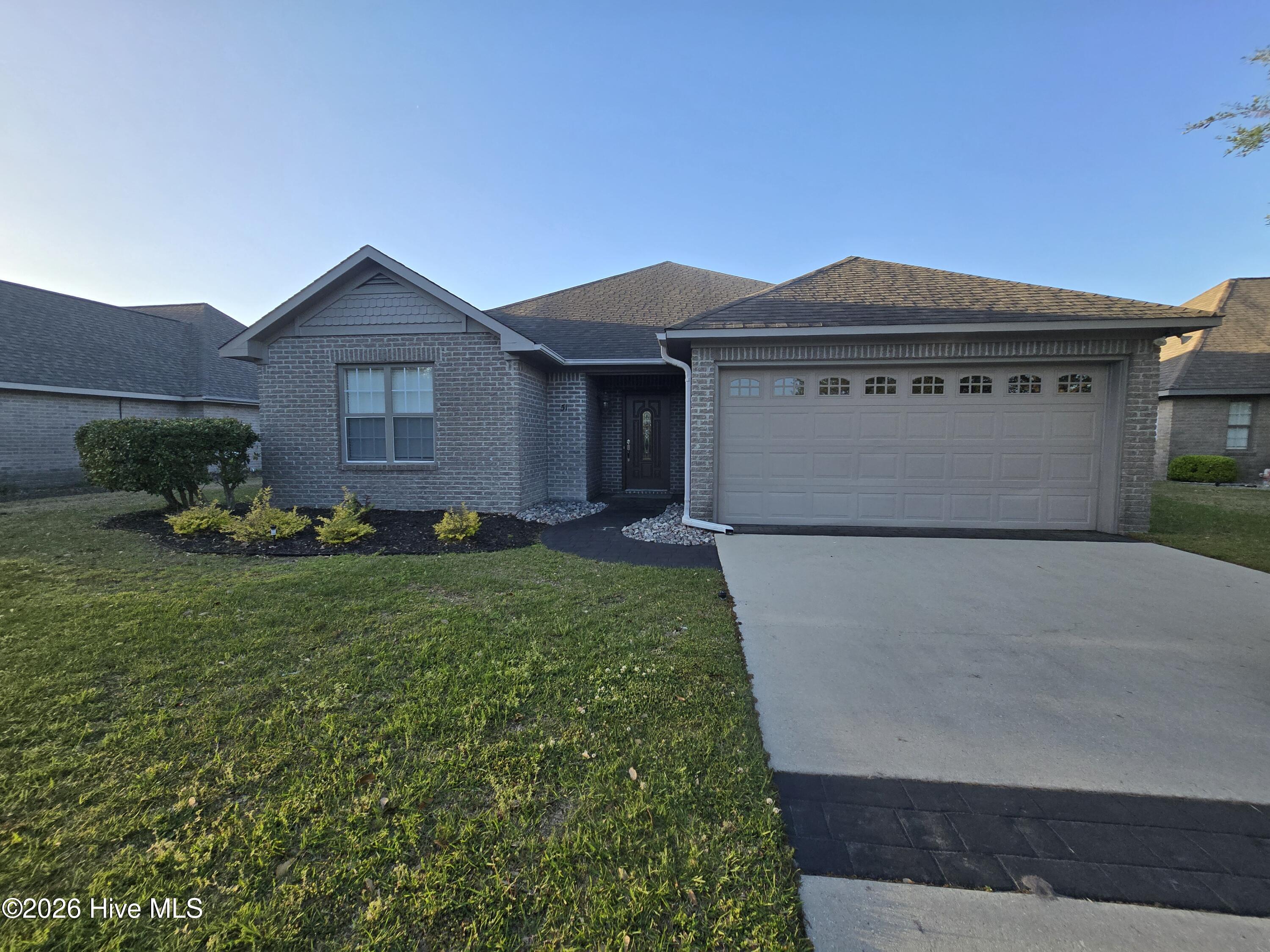 100565502 | Photo 26