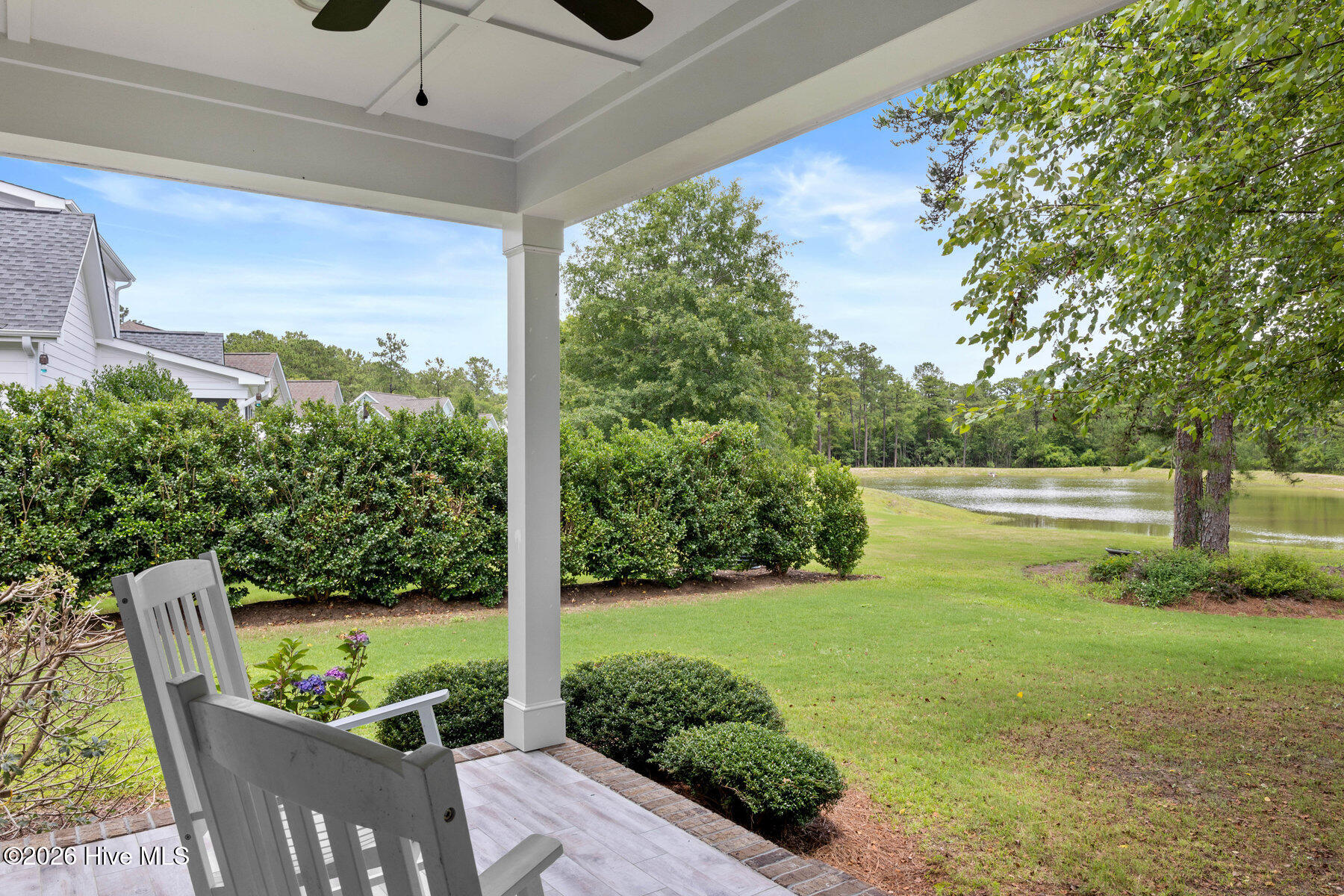 100567855 | Photo 52