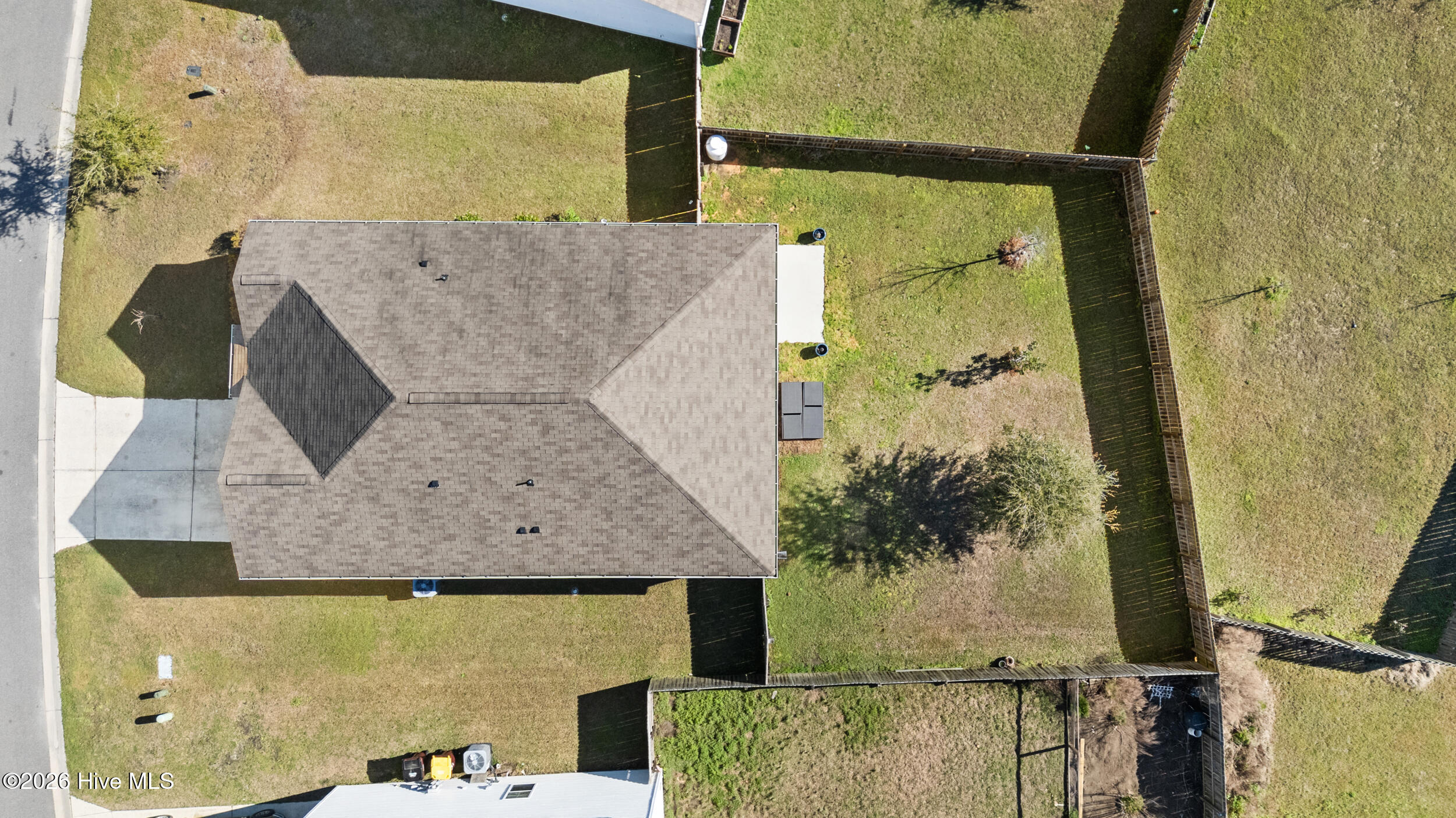 100561160 | Photo 36