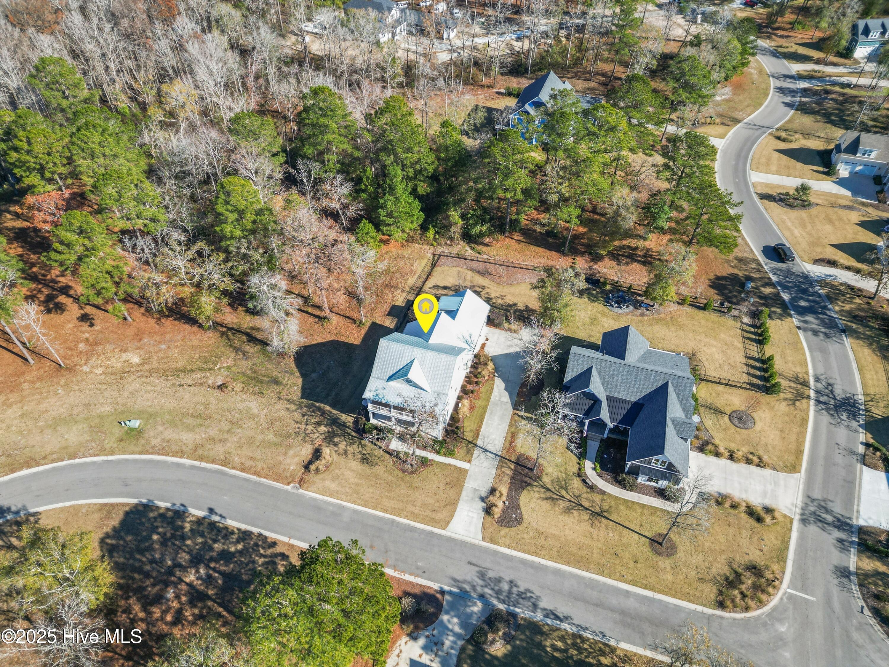 100544817 | Photo 57