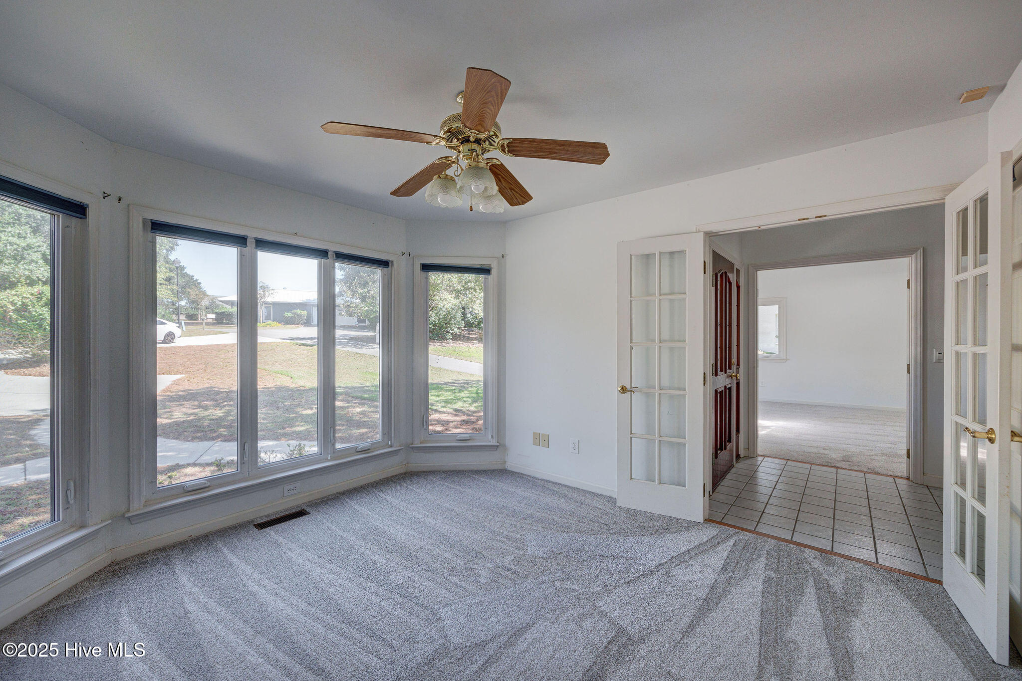 100523960 | Photo 29