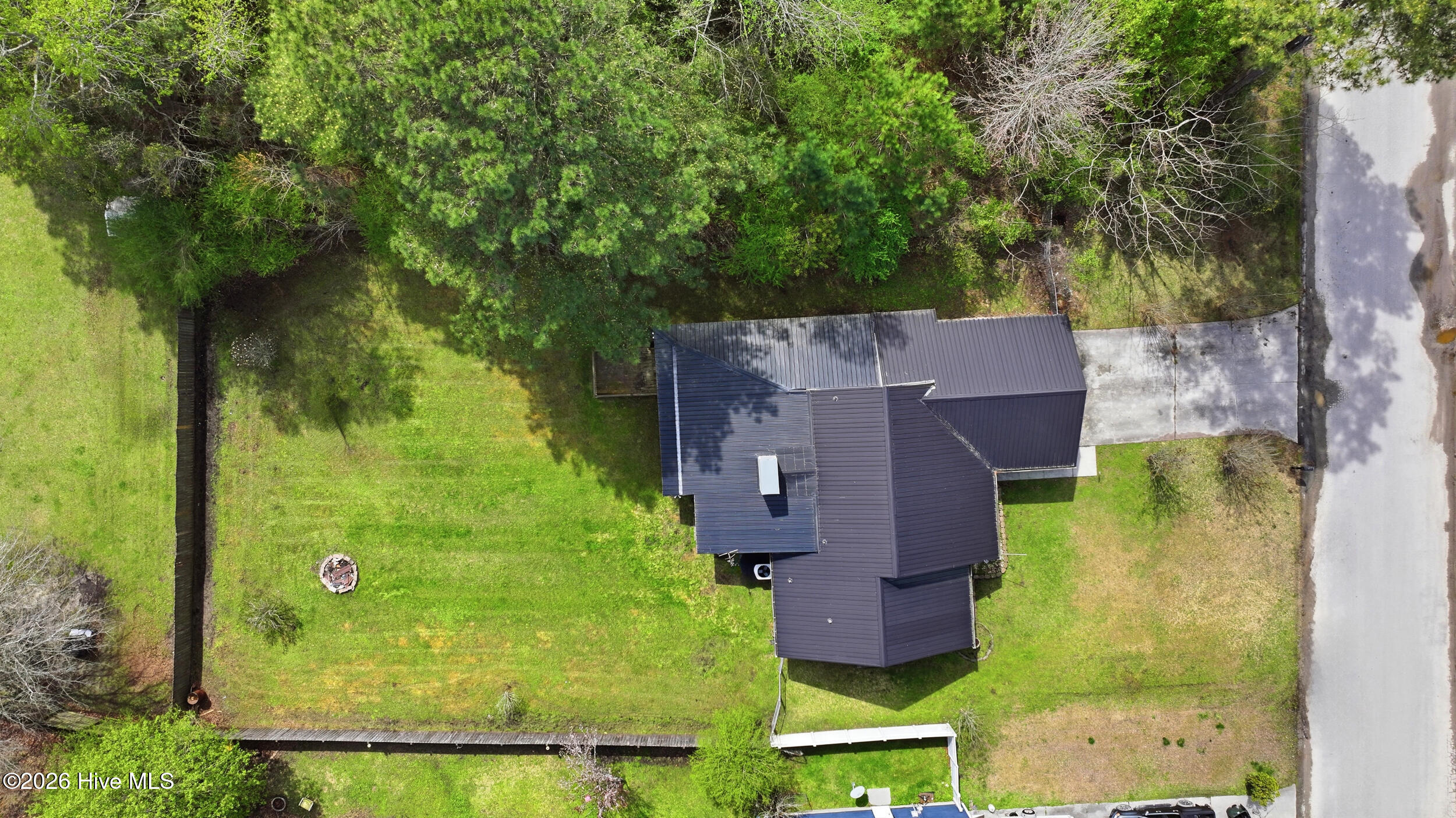 100562162 | Photo 40