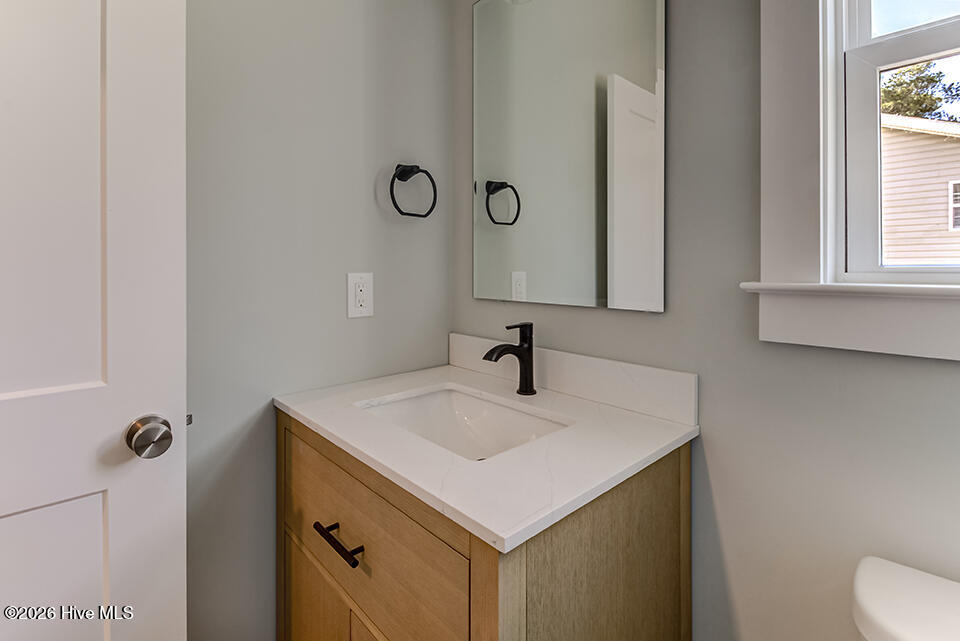 100557406 | Photo 21