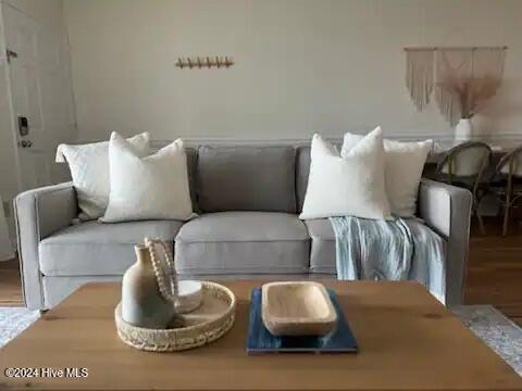 100526206 | Photo 17