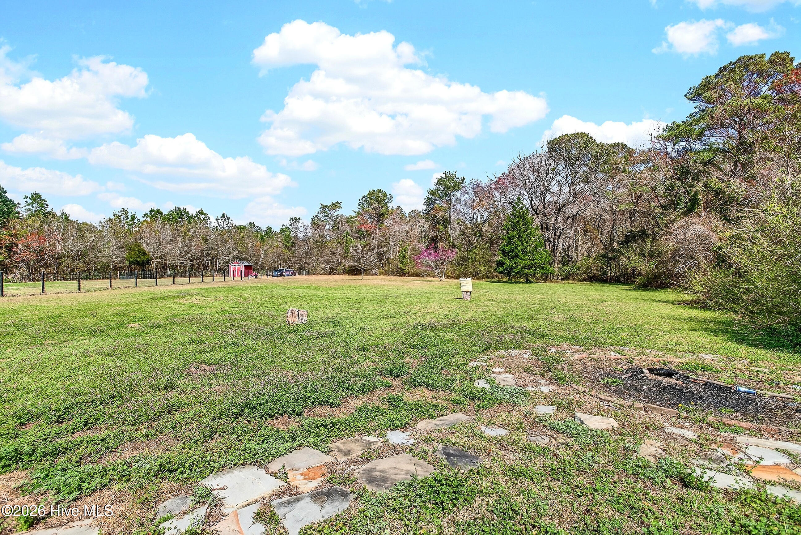 100560260 | Photo 17