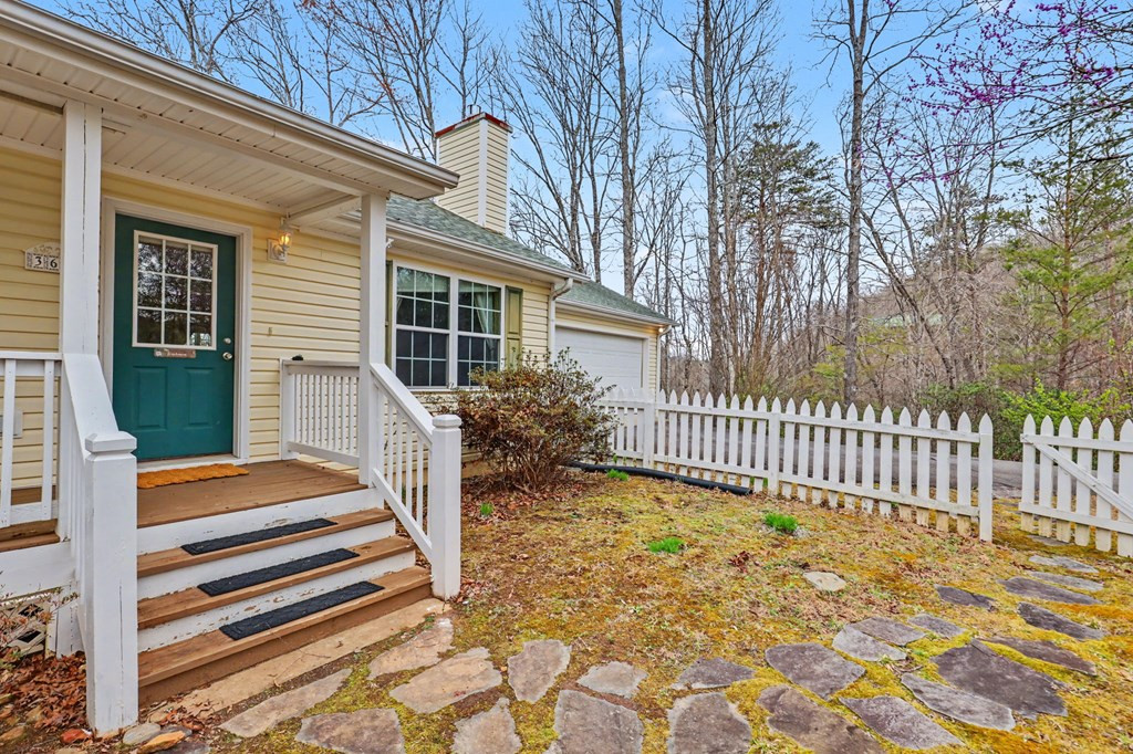 368 Sierra Springs Drive, Murphy, NC 28906 Listing Photo  11