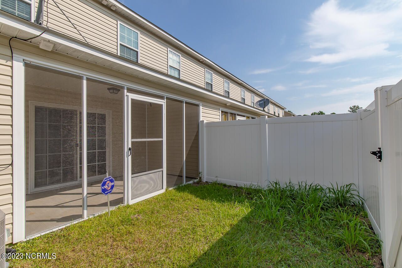 100555488 | Photo 24