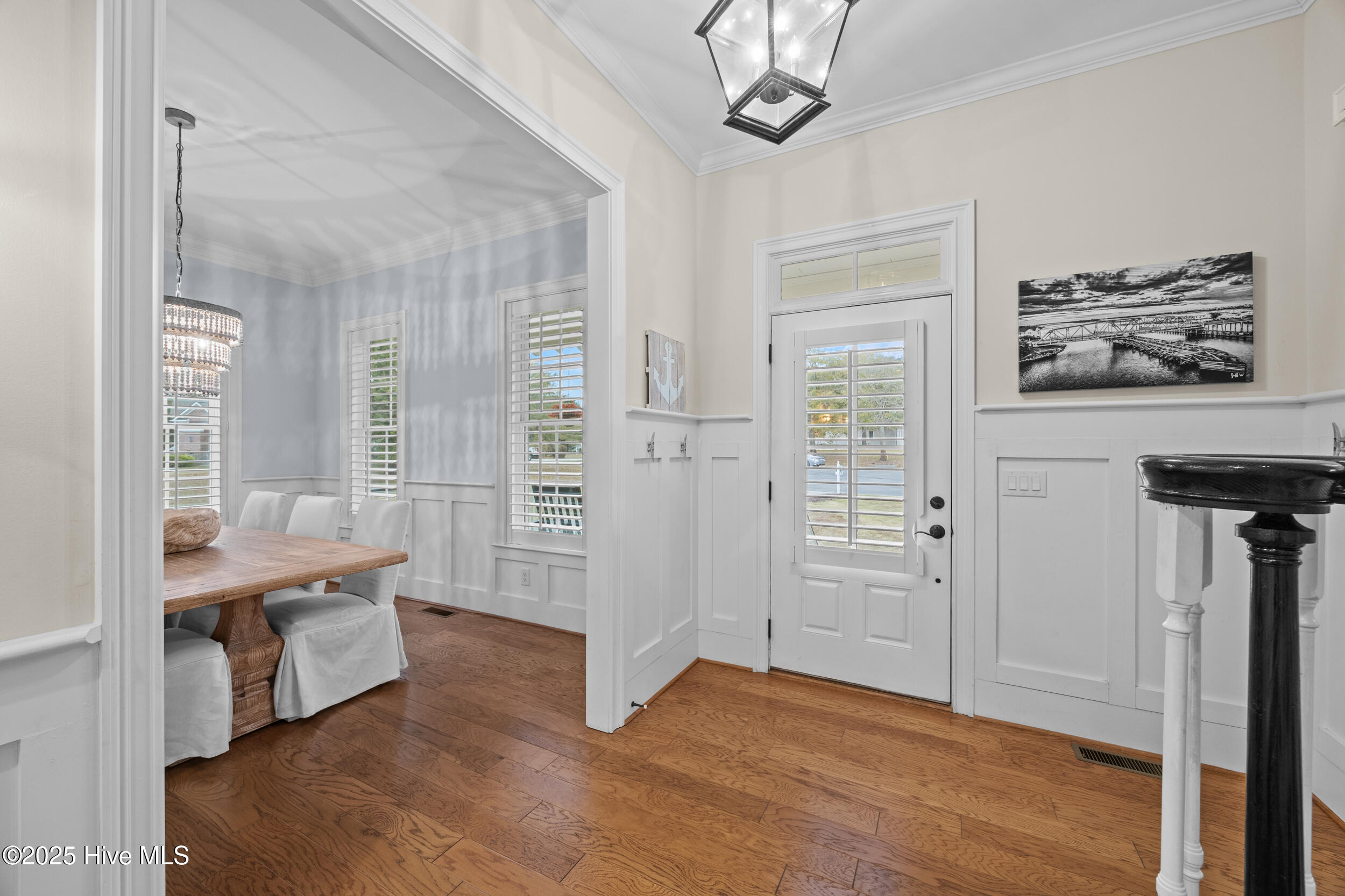 100543217 | Photo 29