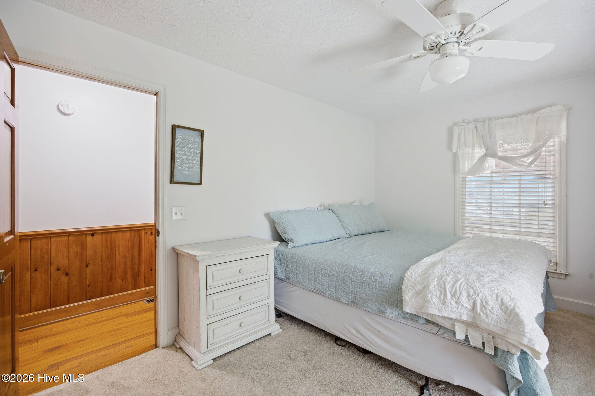 100570604 | Photo 27